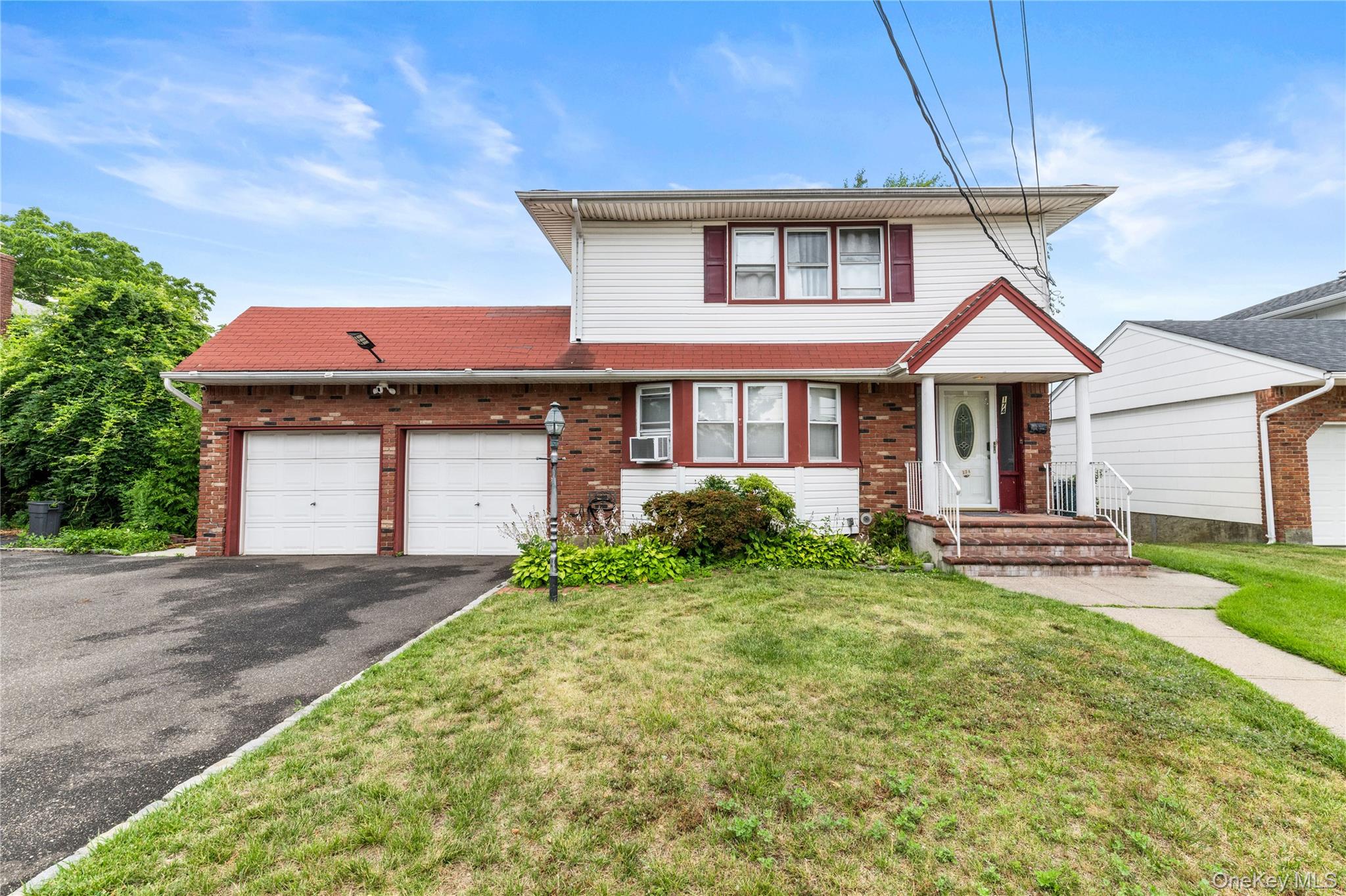 174 S Long Beach Road Property Photo 1
