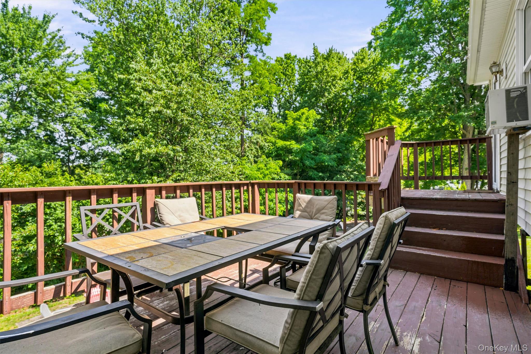 6 Virginia Circle Property Photo 3