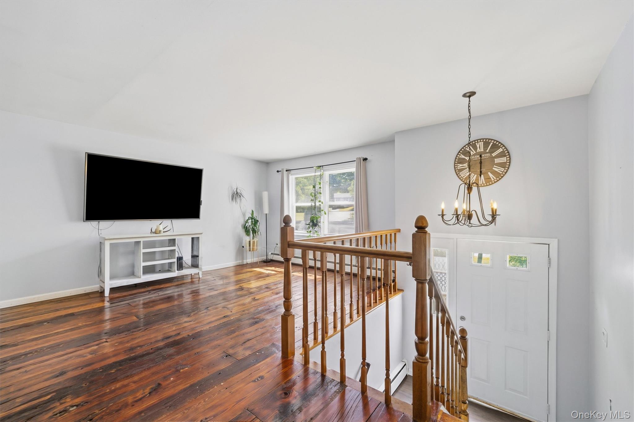 6 Virginia Circle Property Photo 6