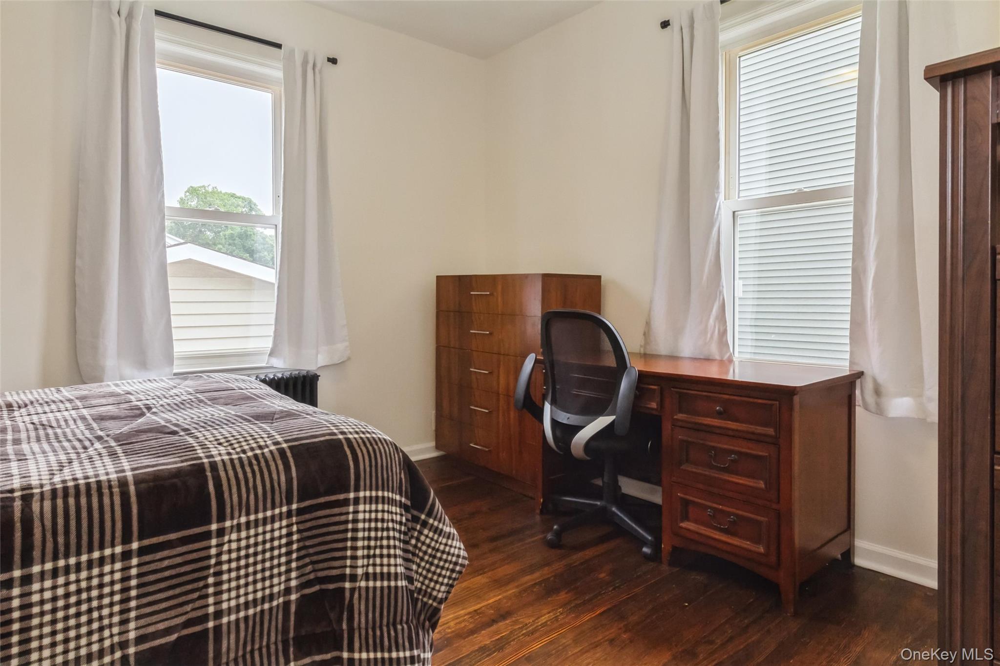 469 Chester Street Property Photo 19