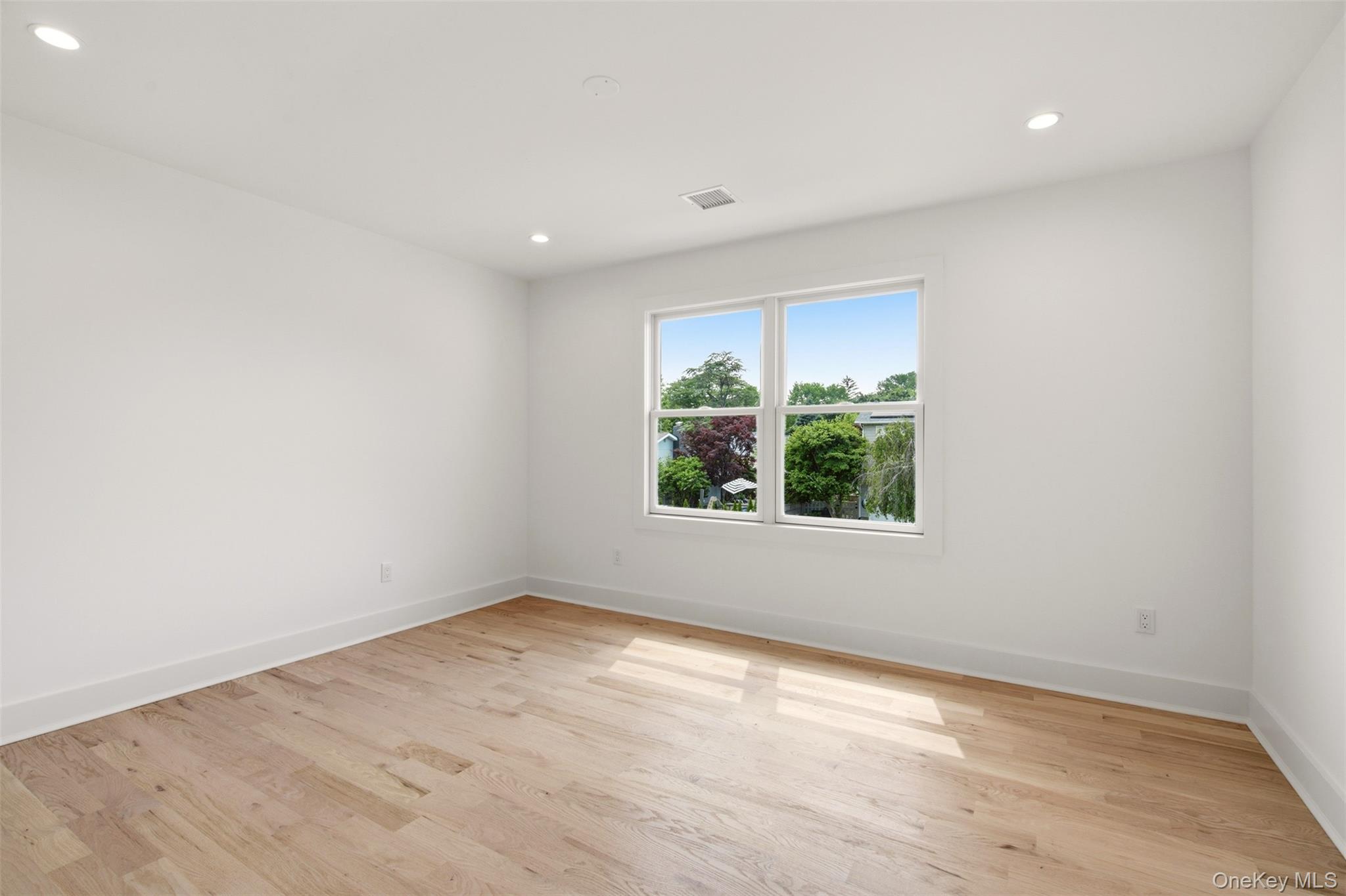 16 Otsego Place Property Photo 28