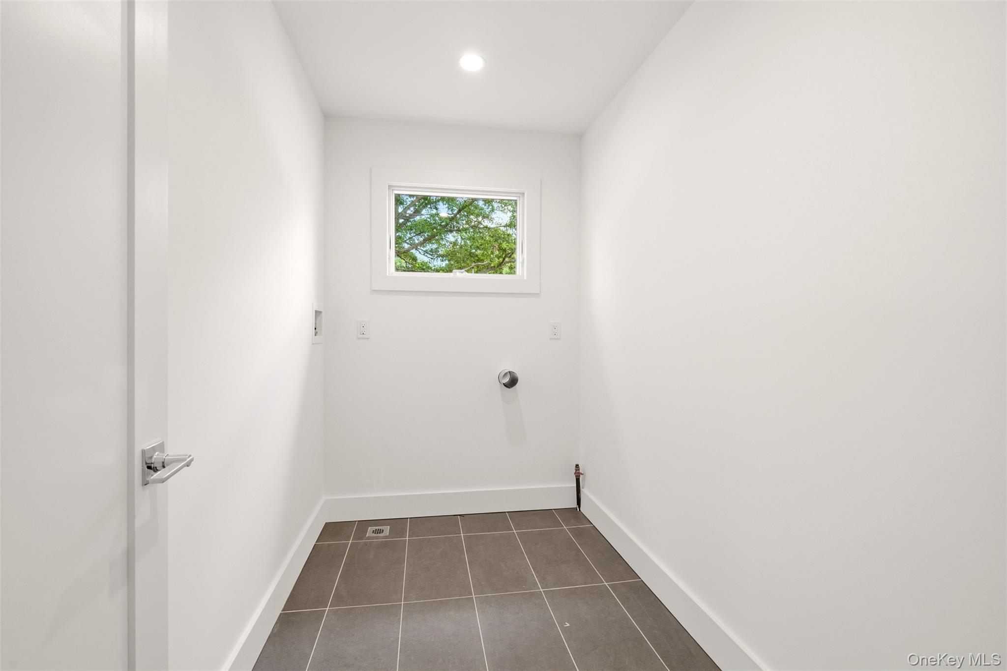 16 Otsego Place Property Photo 30