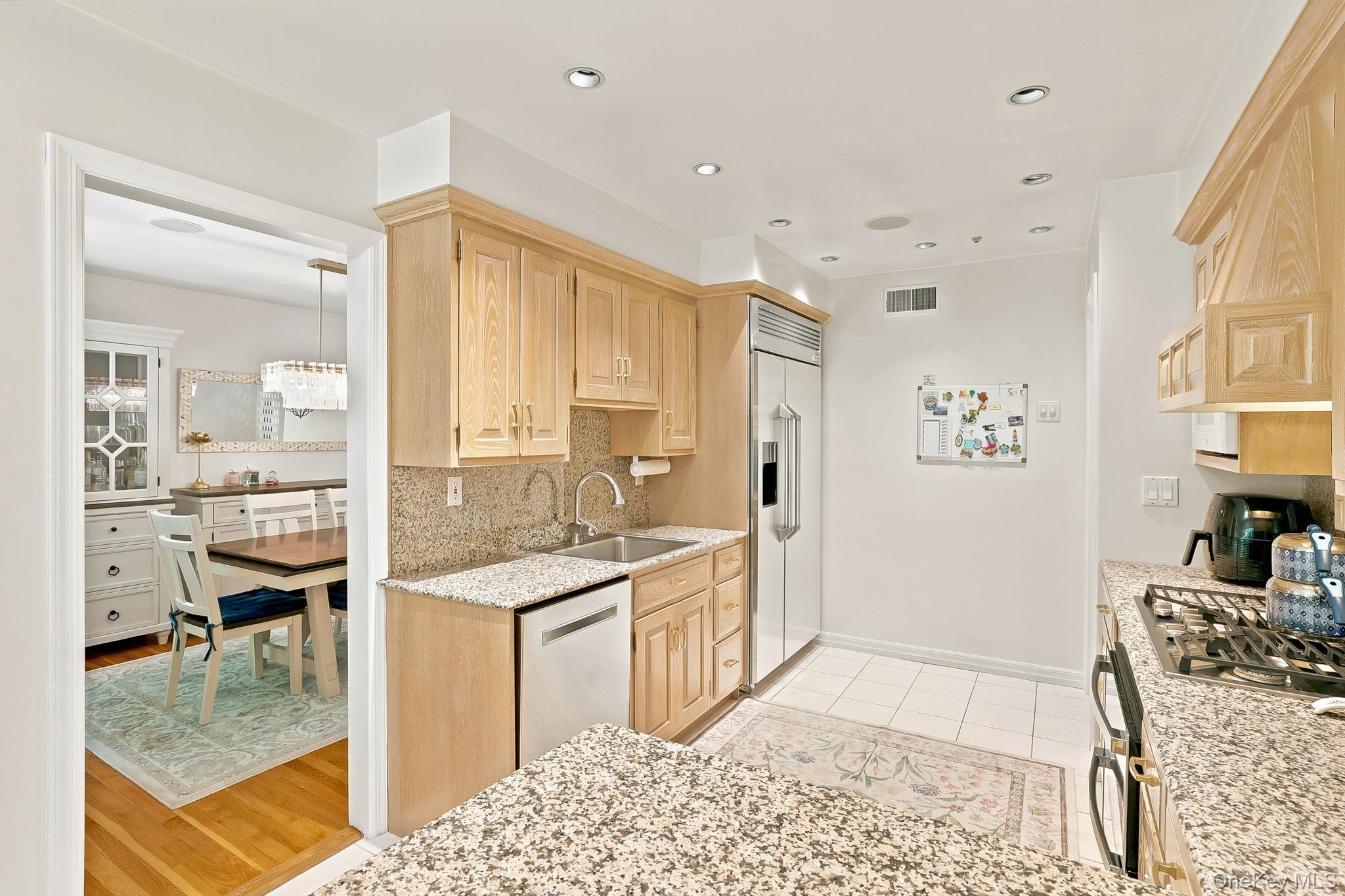 80 Hickory Hill Drive Property Photo 11