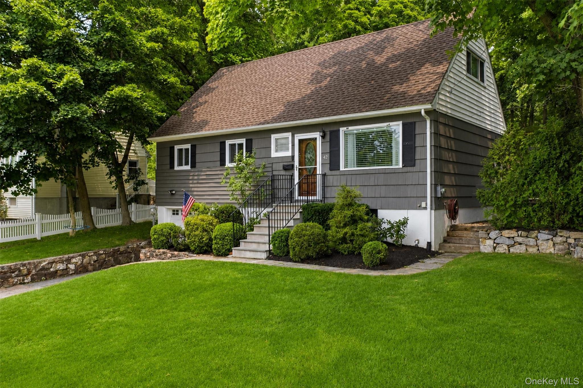 42 Pershing Avenue Property Photo 1