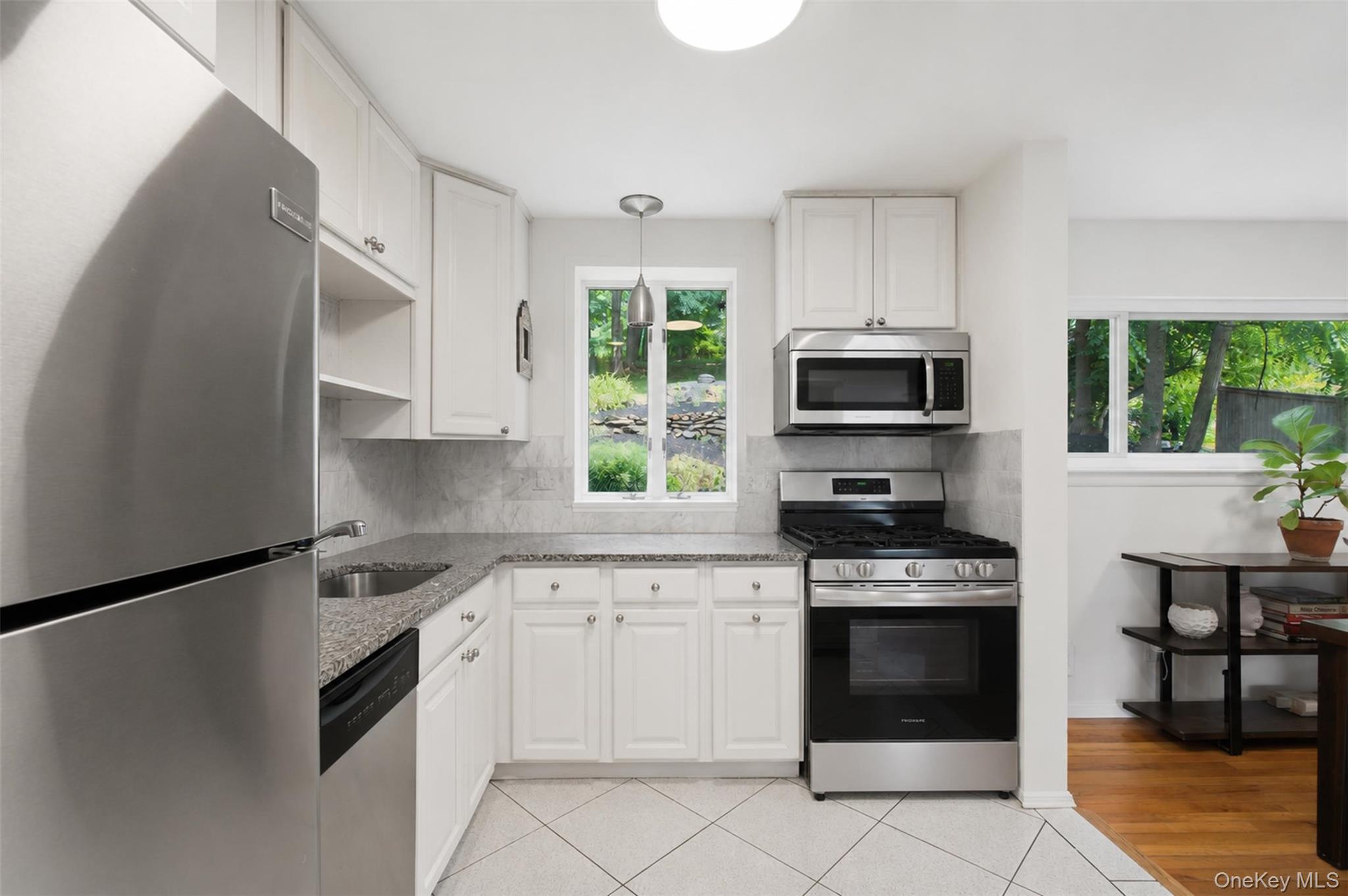 42 Pershing Avenue Property Photo 6