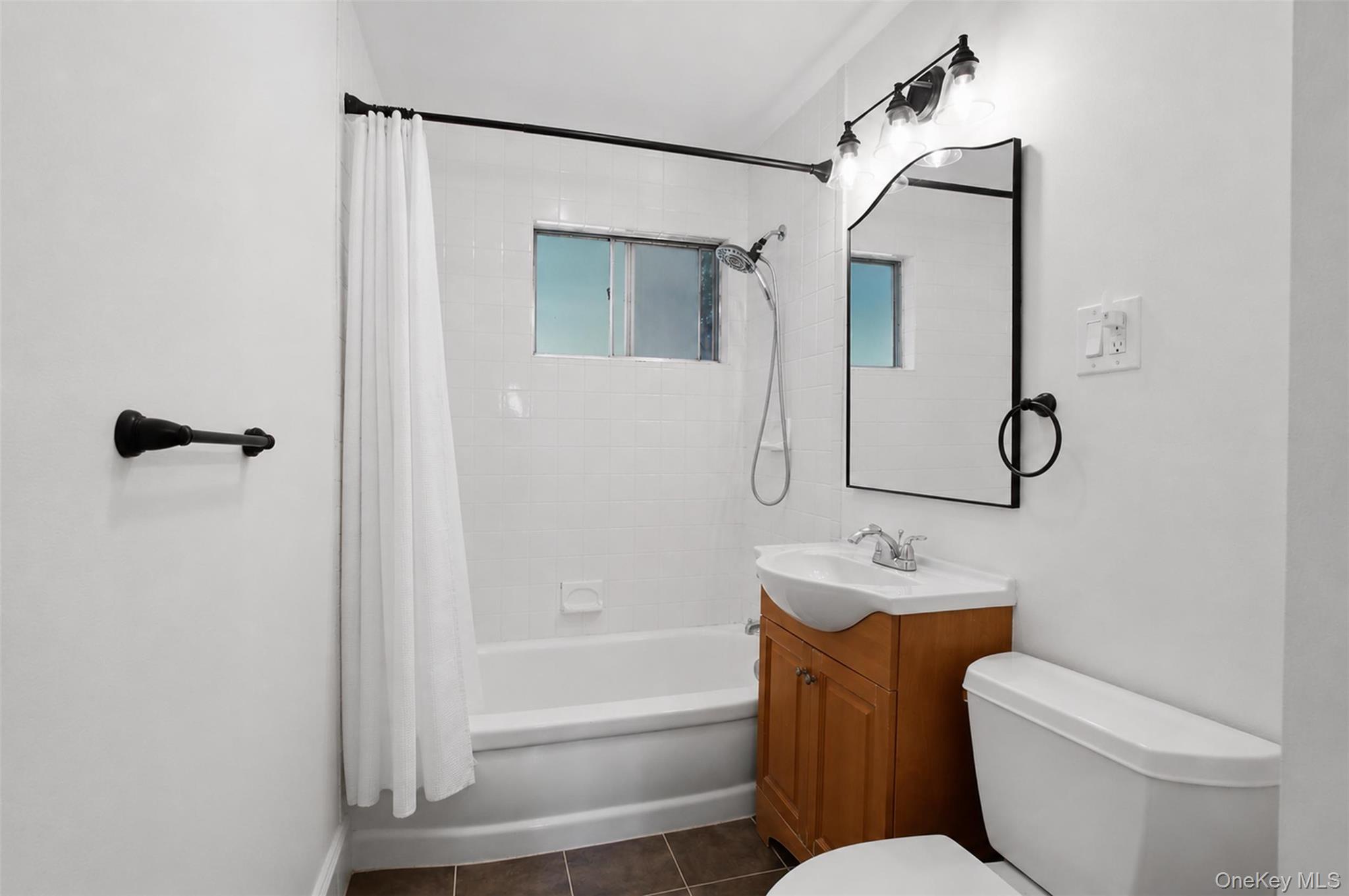 42 Pershing Avenue Property Photo 11