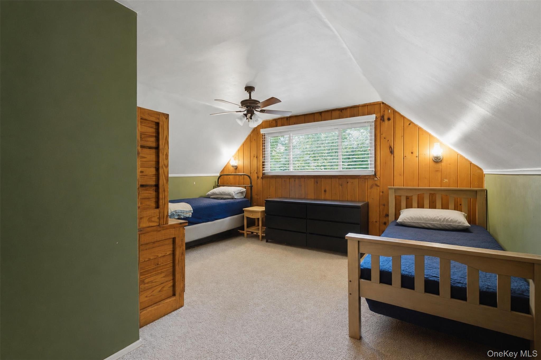 42 Pershing Avenue Property Photo 14
