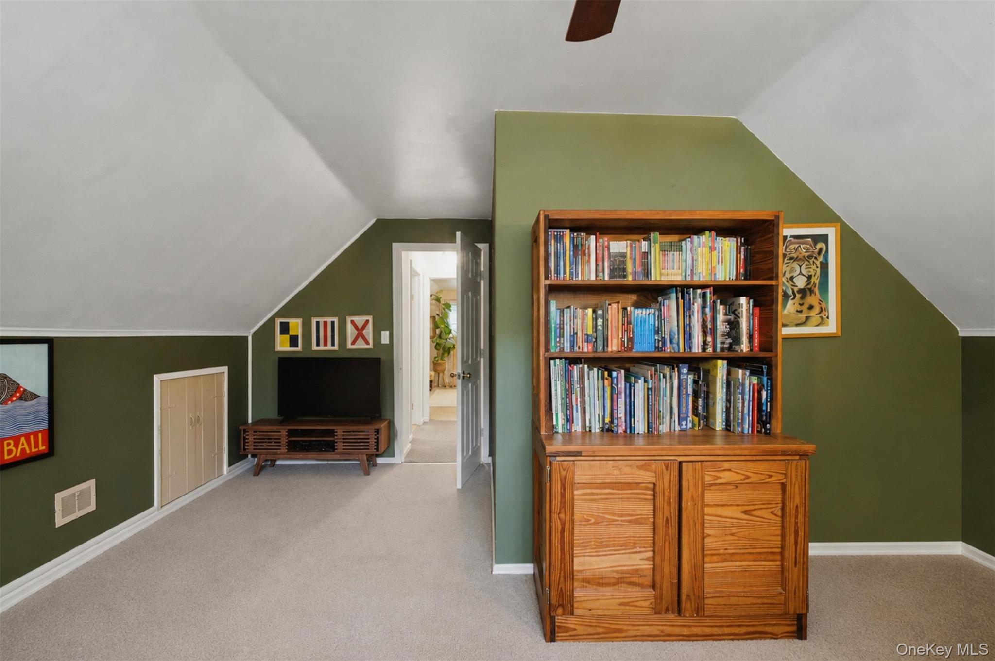 42 Pershing Avenue Property Photo 15