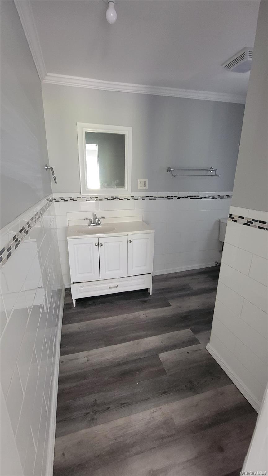 15 Warren Court Property Photo 11
