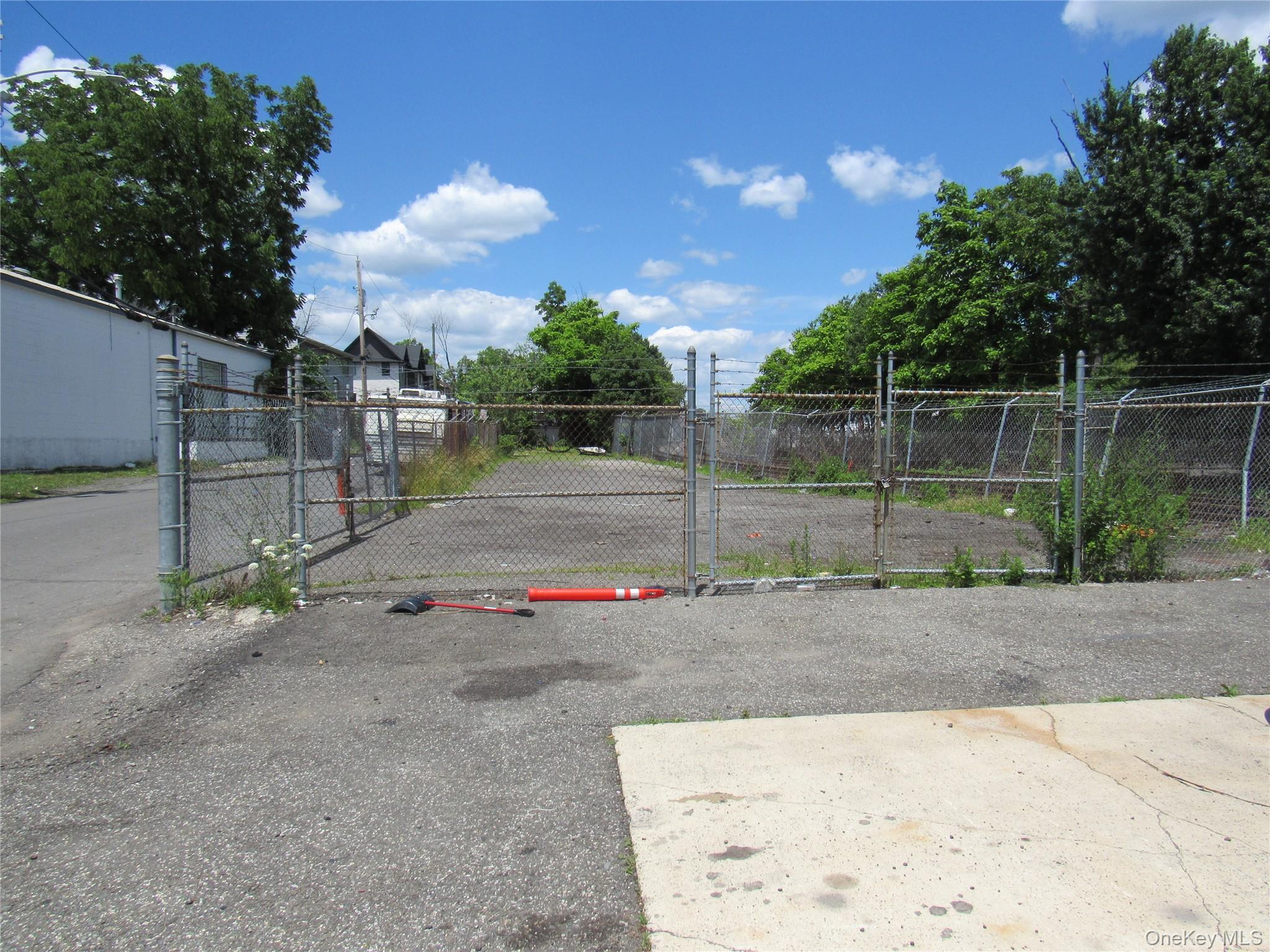1 Hoffman Street Property Photo 1