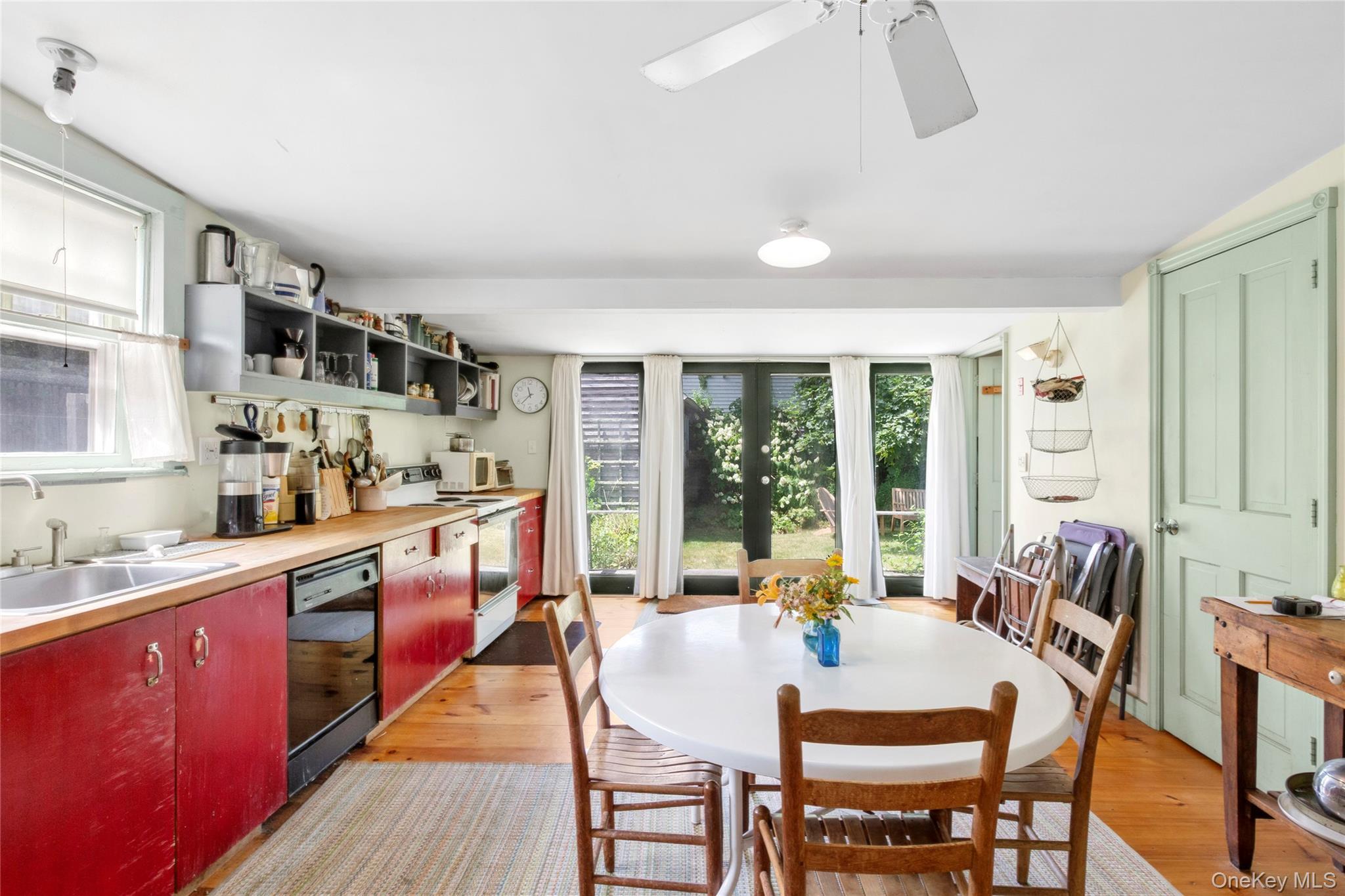 51 Garden Street Property Photo 7