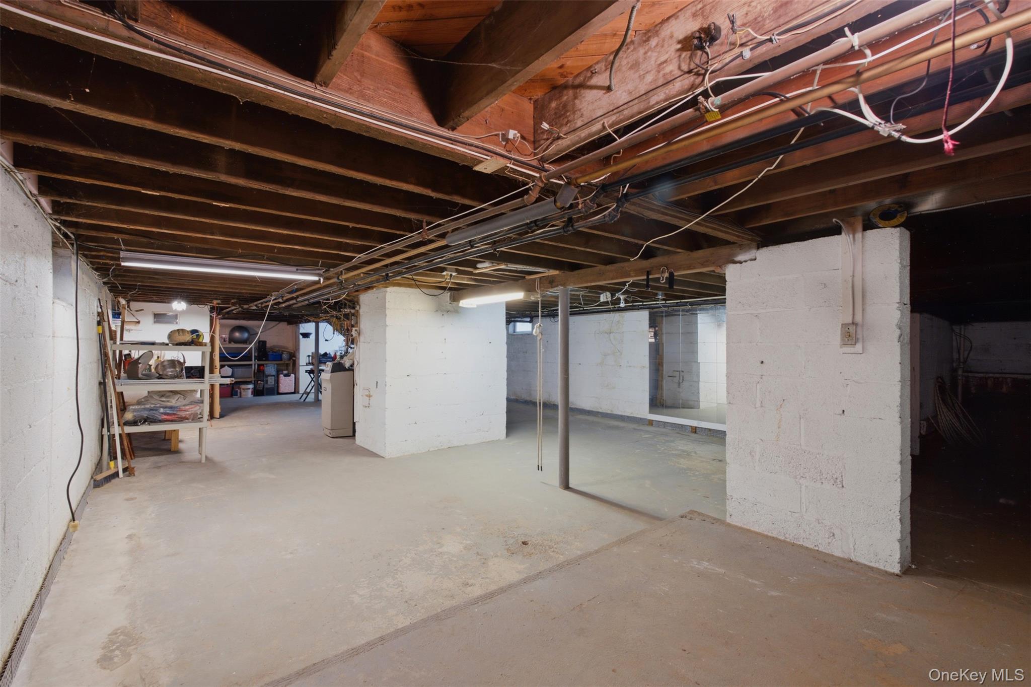 16 Ward Street Property Photo 34