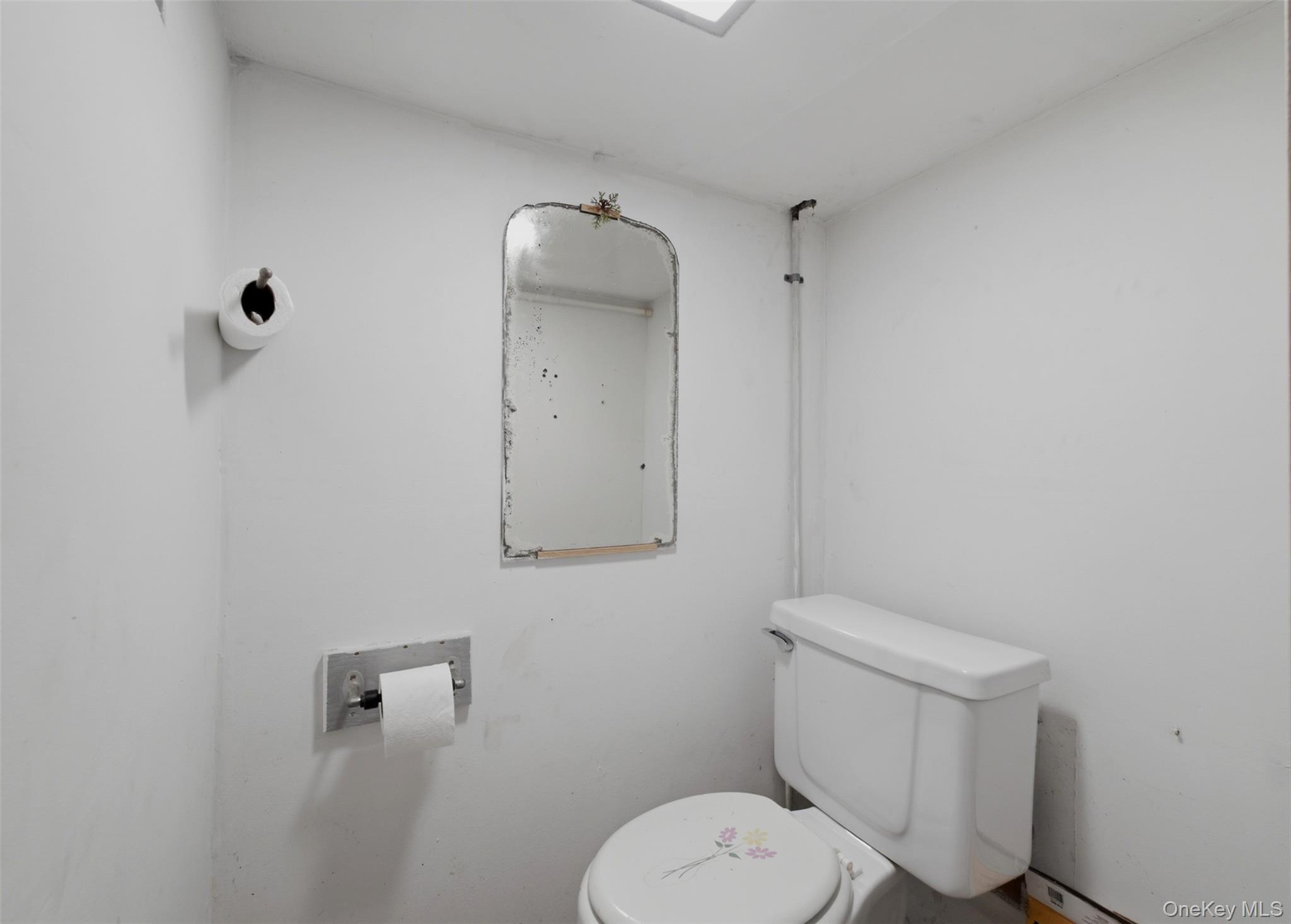 16 Ward Street Property Photo 35