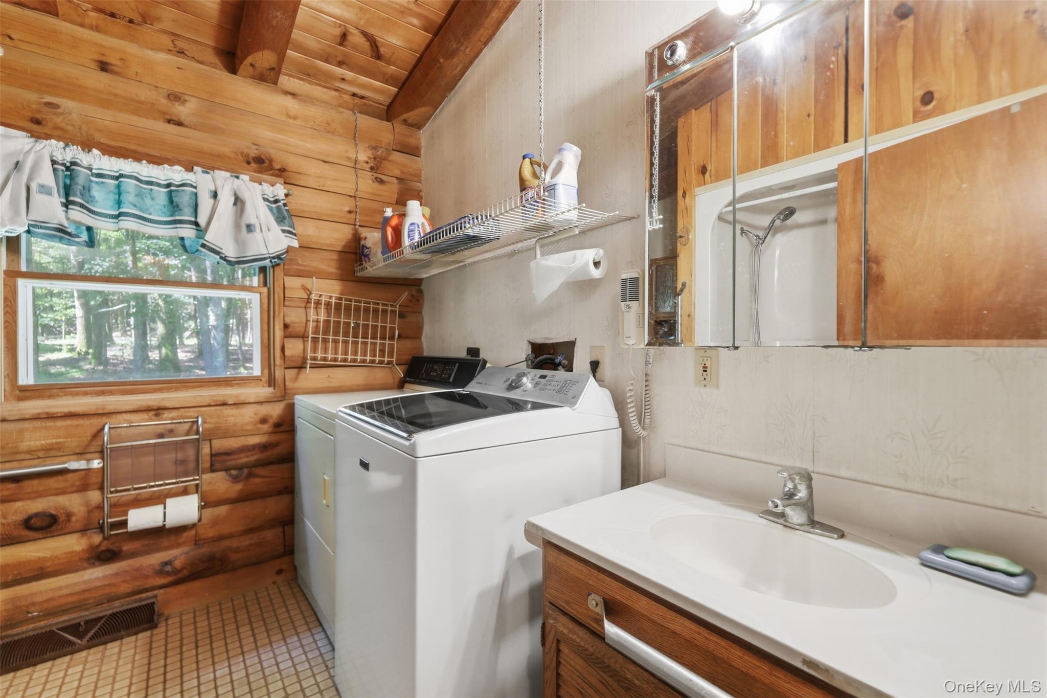 91 Airport Road Property Photo 33