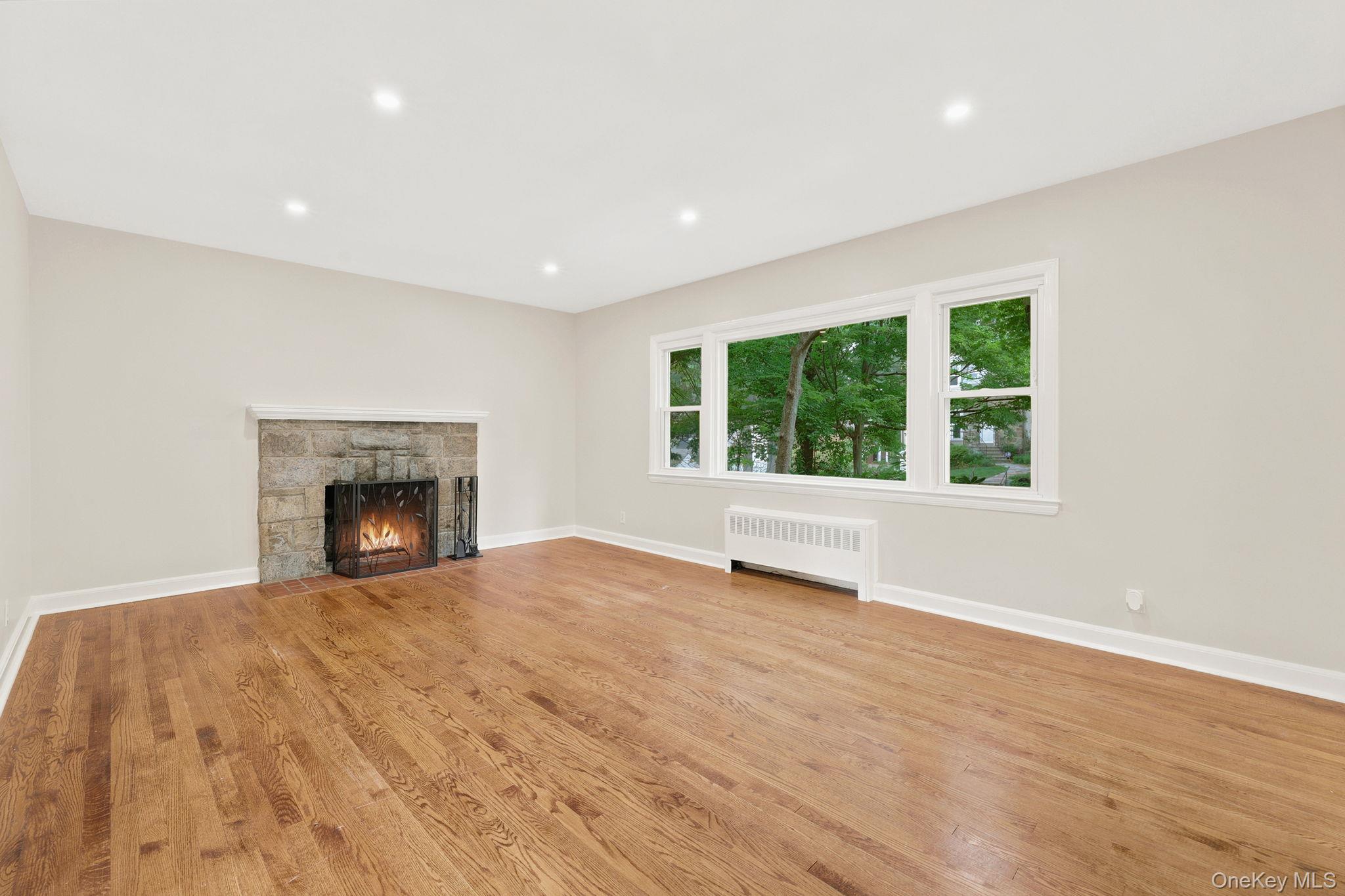 80 Jane Street Property Photo 3