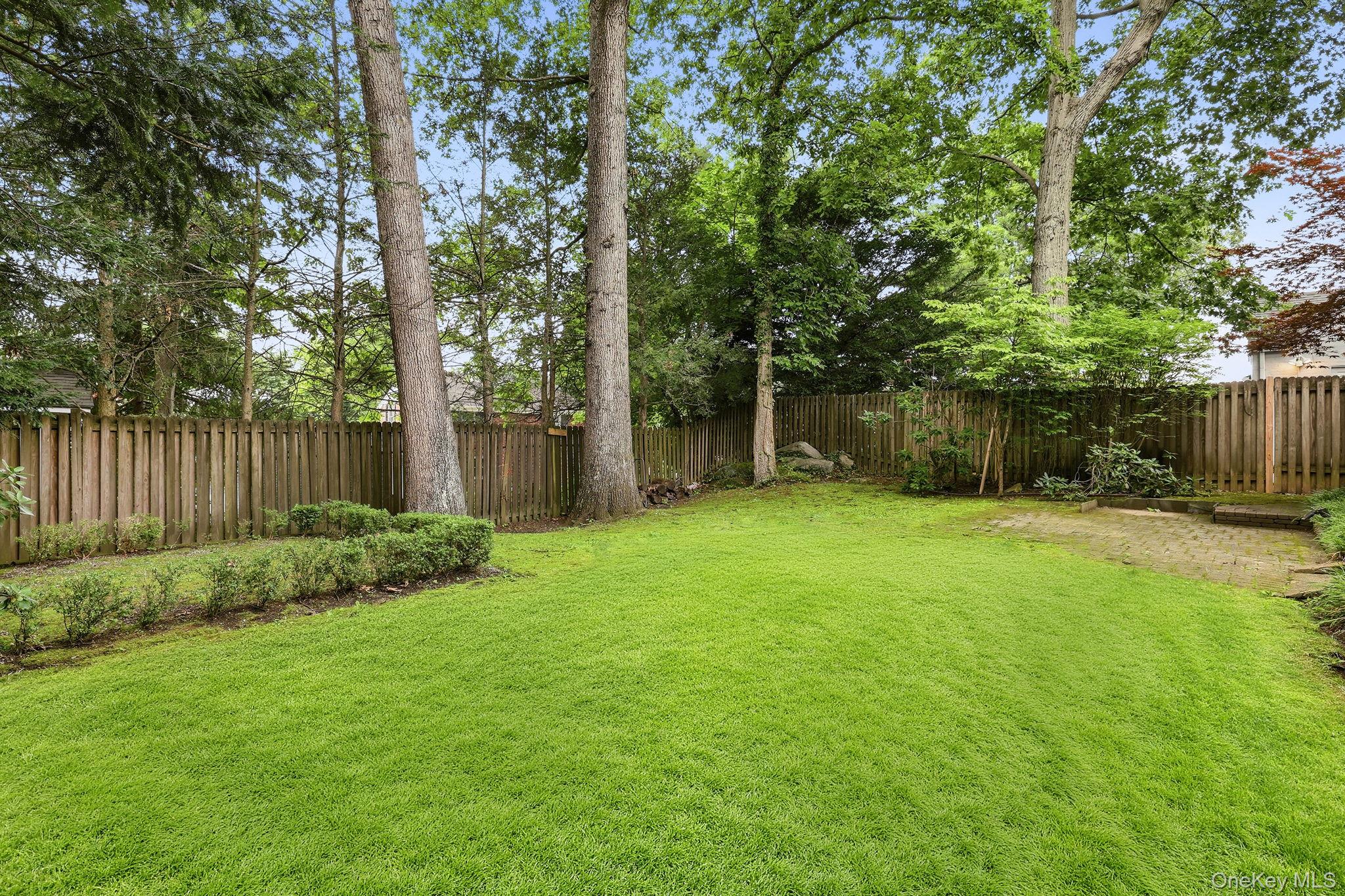 80 Jane Street Property Photo 22