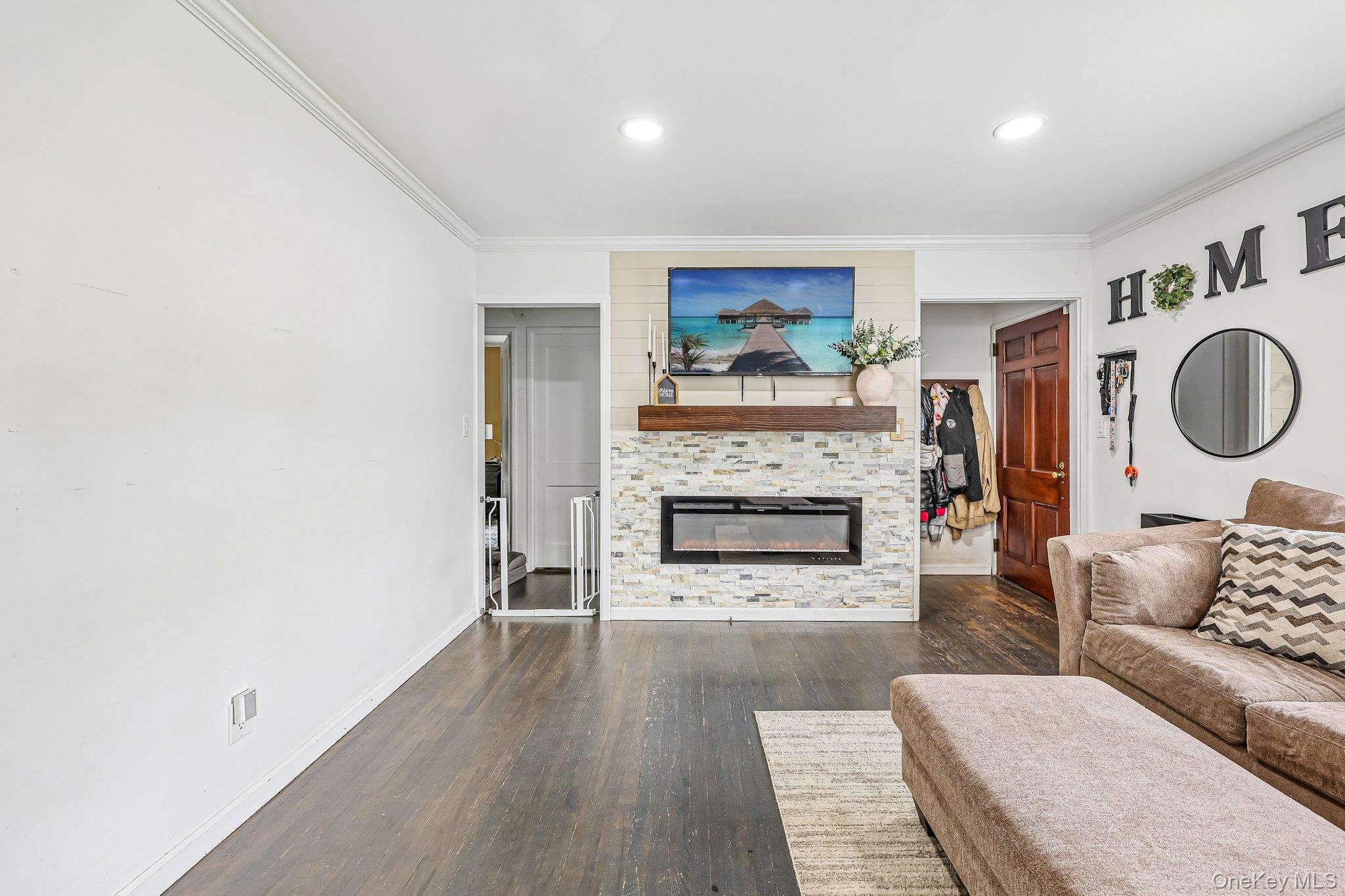 18 Miller Terrace Property Photo 5
