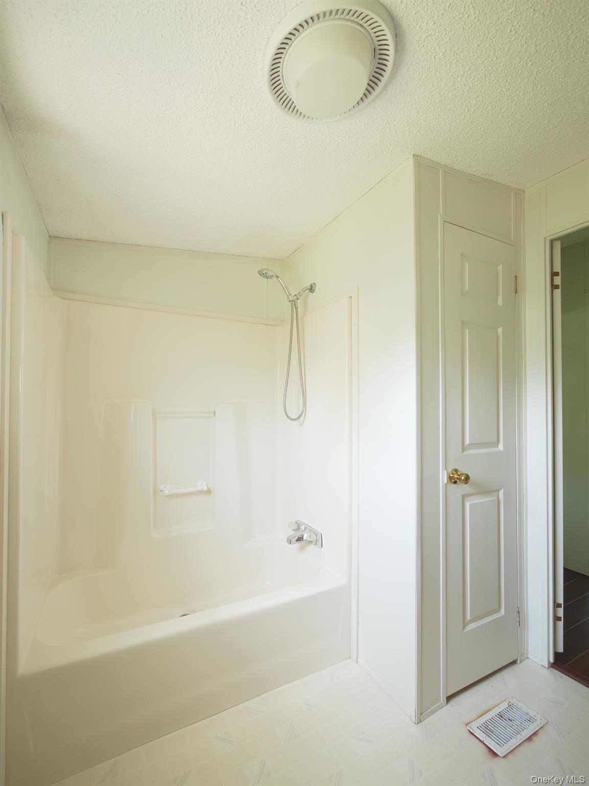 17 Partridge Lane Property Photo 31