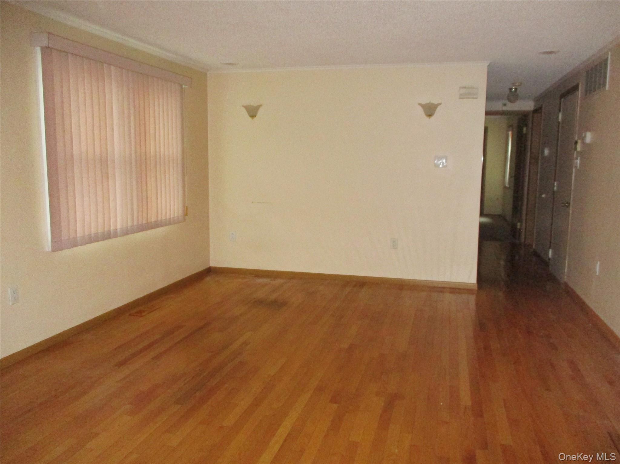 5131 Village Circle Property Photo 2