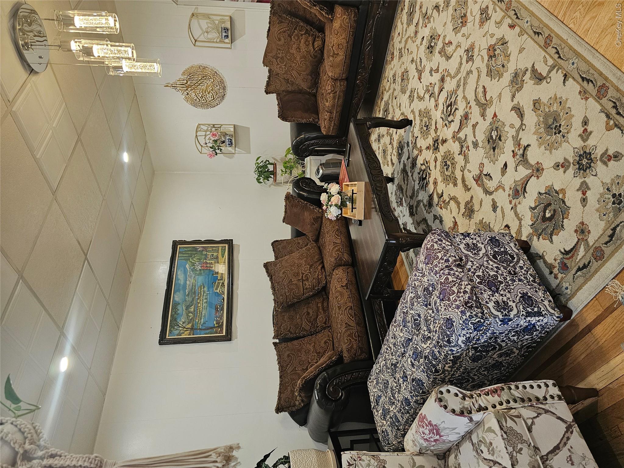 1629 Haight Avenue Property Photo 4