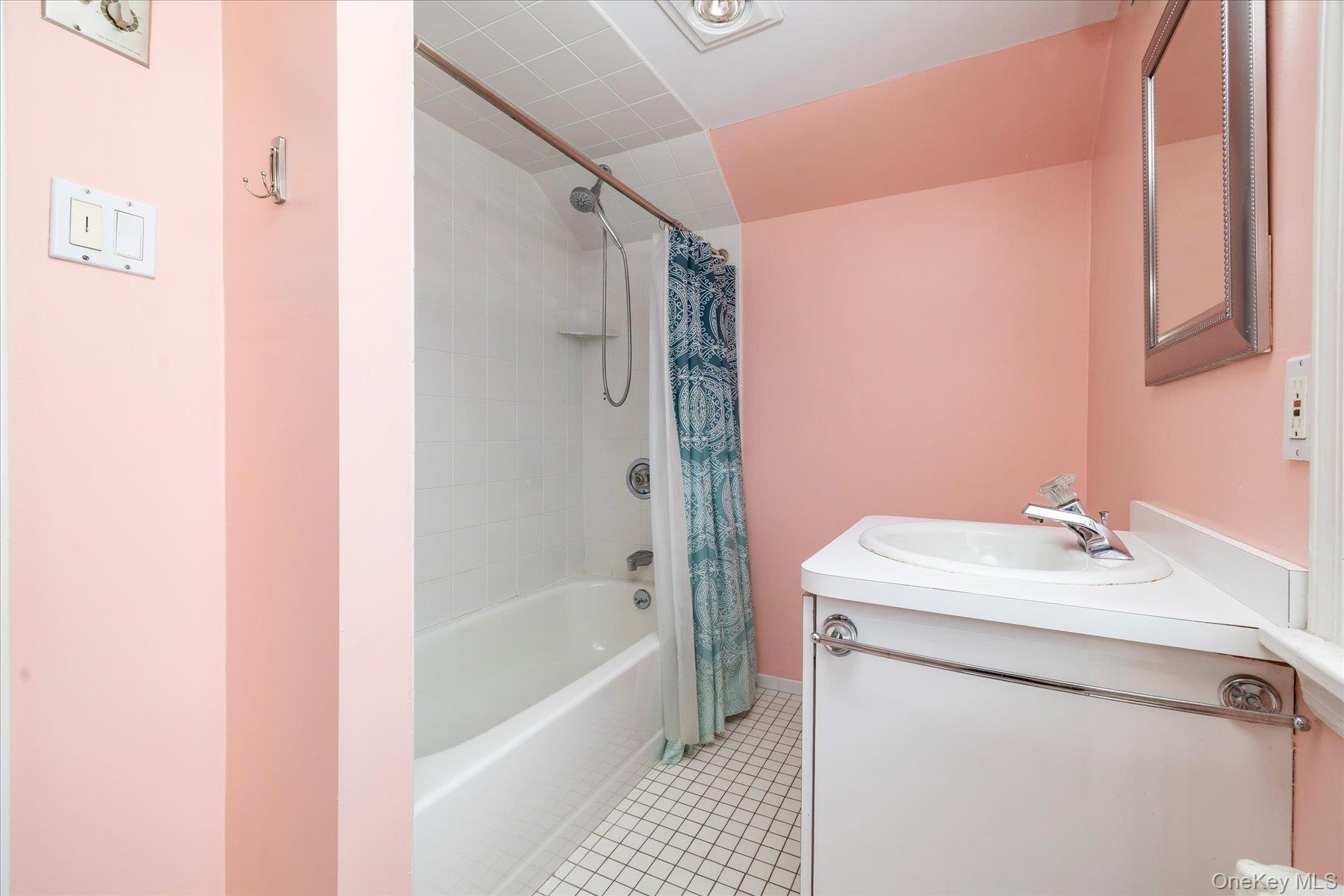 10 Woodland Avenue Property Photo 22