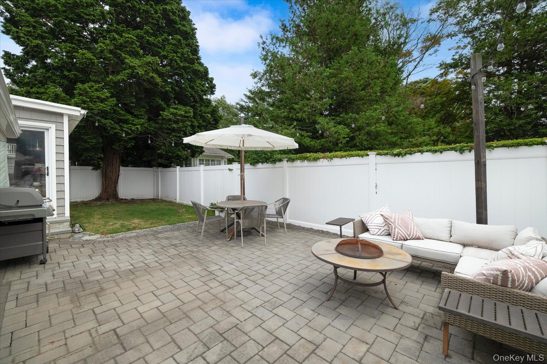 10 Woodland Avenue Property Photo 24