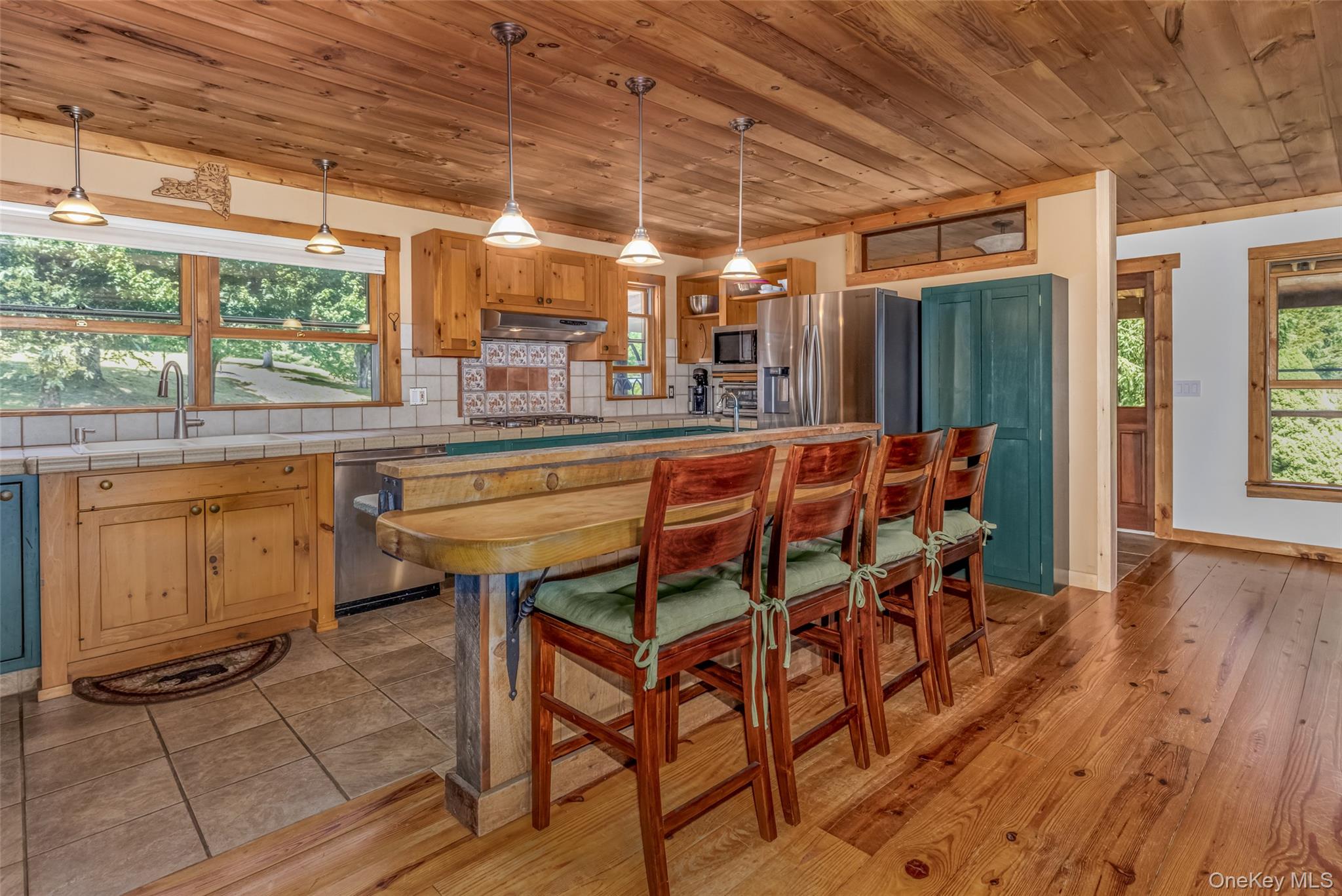 688 Bruce Porn Road Property Photo 28