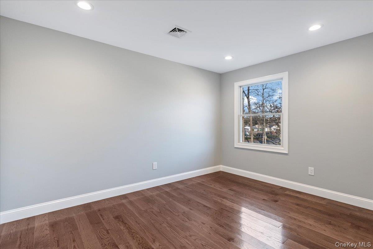 91 Market Street Property Photo 13