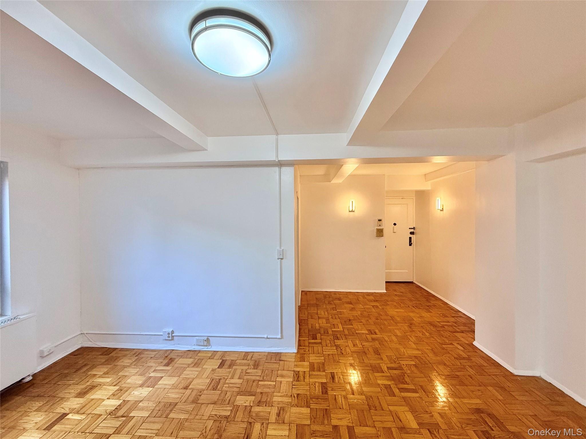 1651 Metropolitan Avenue Mb Property Photo 5