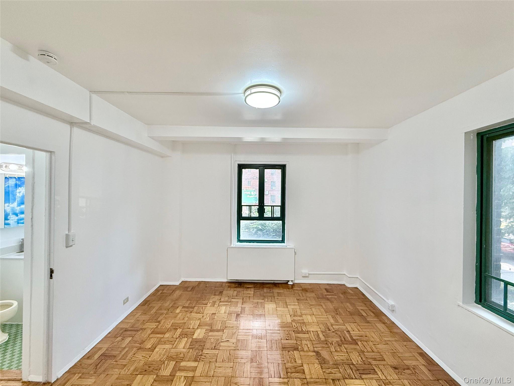 1651 Metropolitan Avenue Mb Property Photo 10