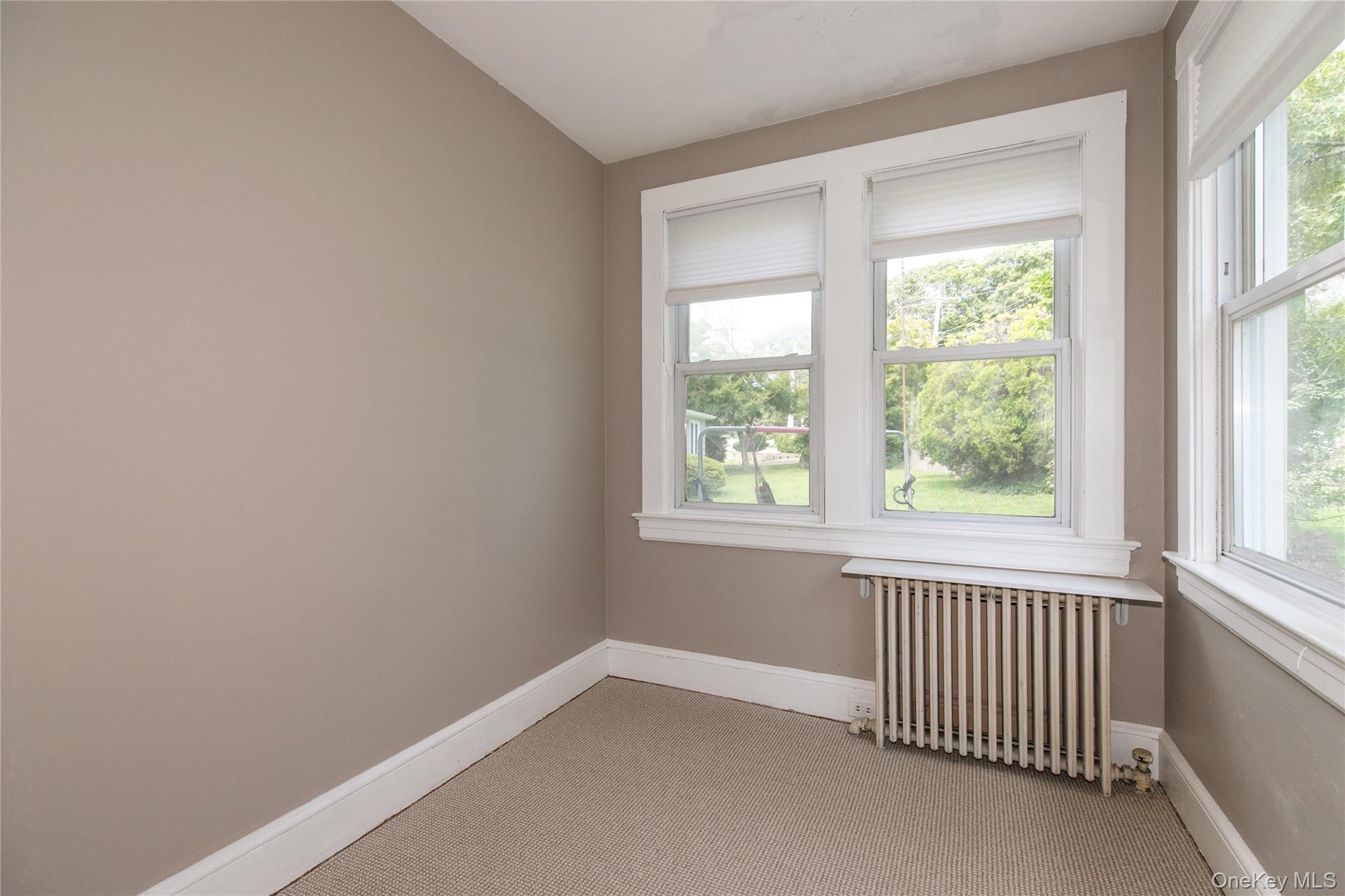 44 Perry Avenue Property Photo 6
