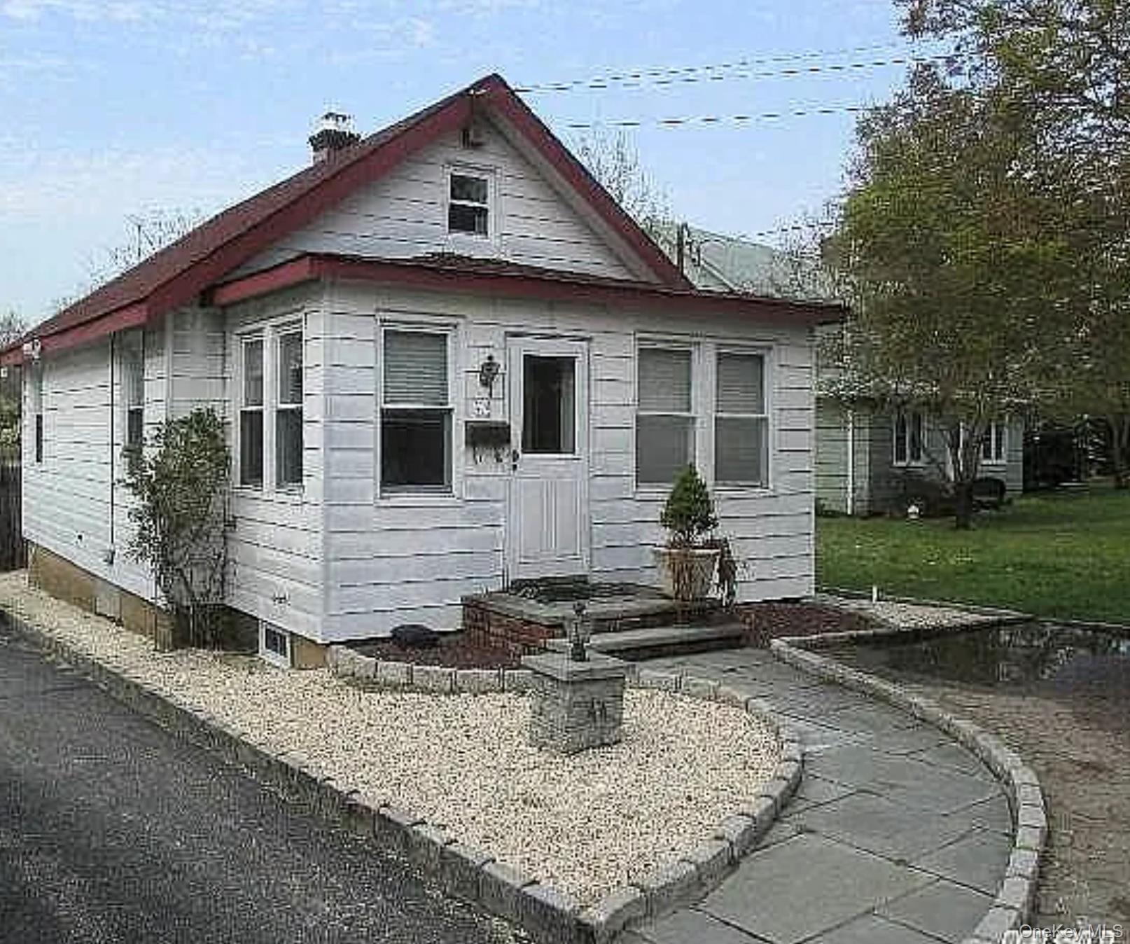 44 Perry Avenue Property Photo 18