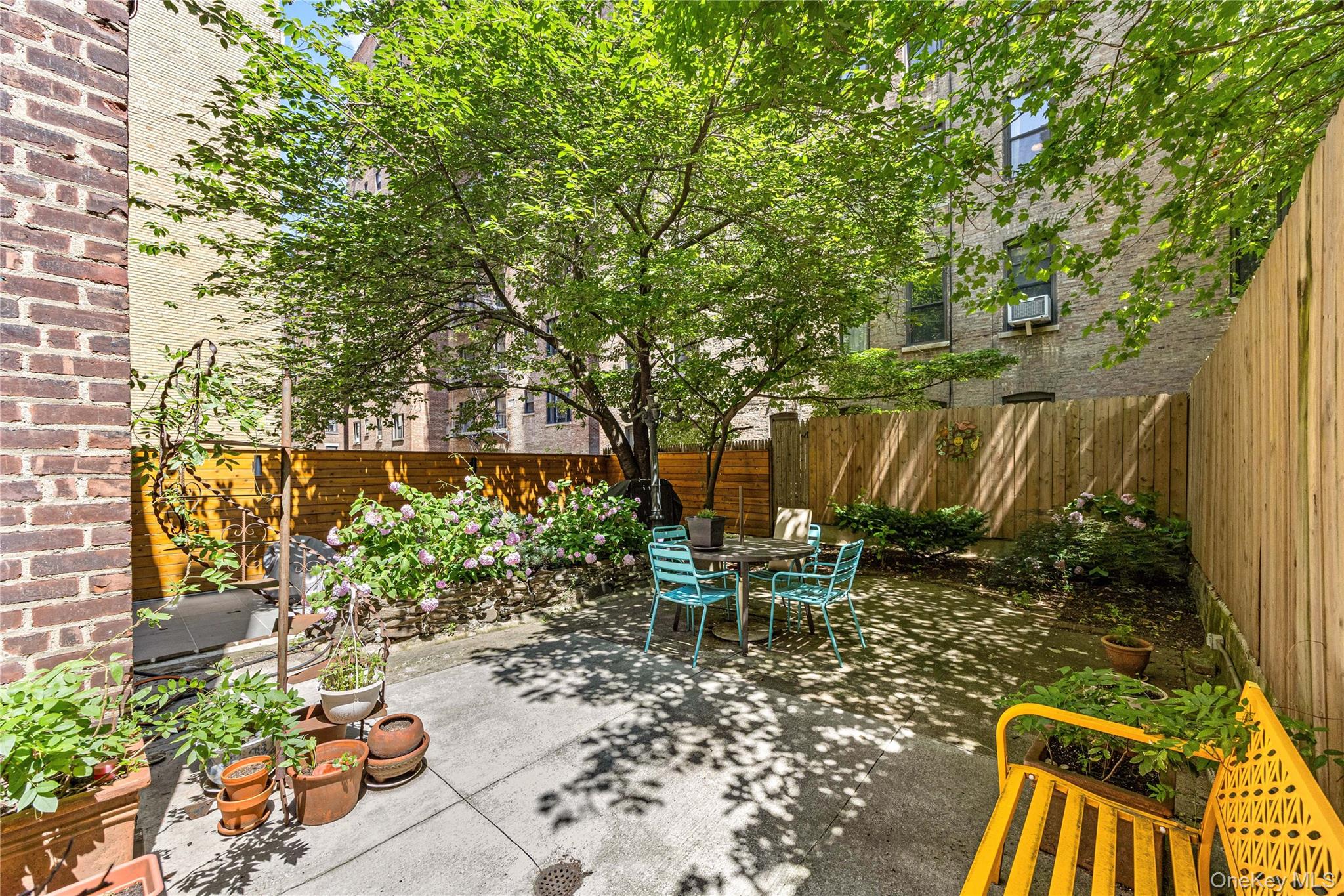 311 W 78th Street Property Photo 3