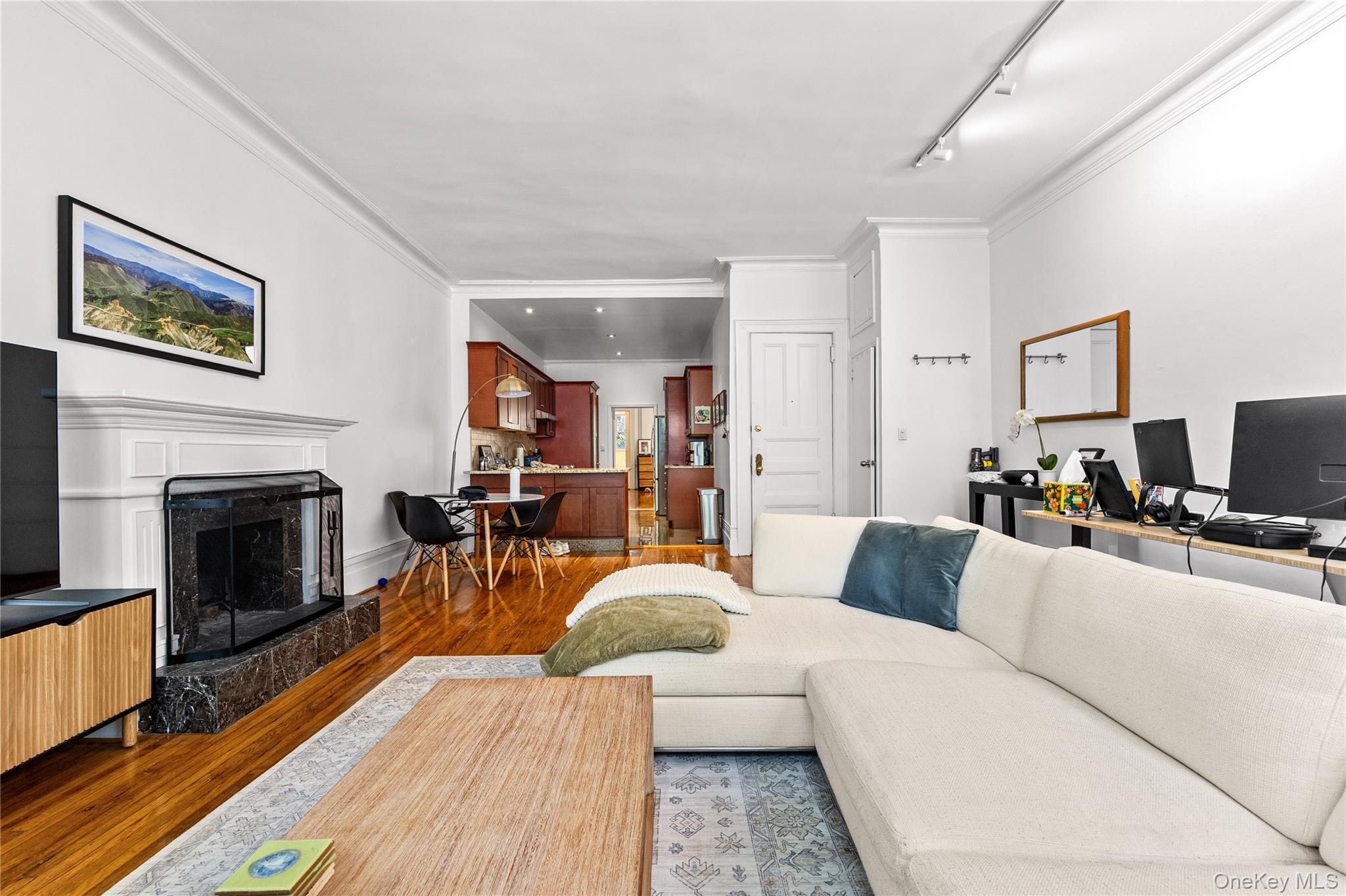311 W 78th Street Property Photo 7