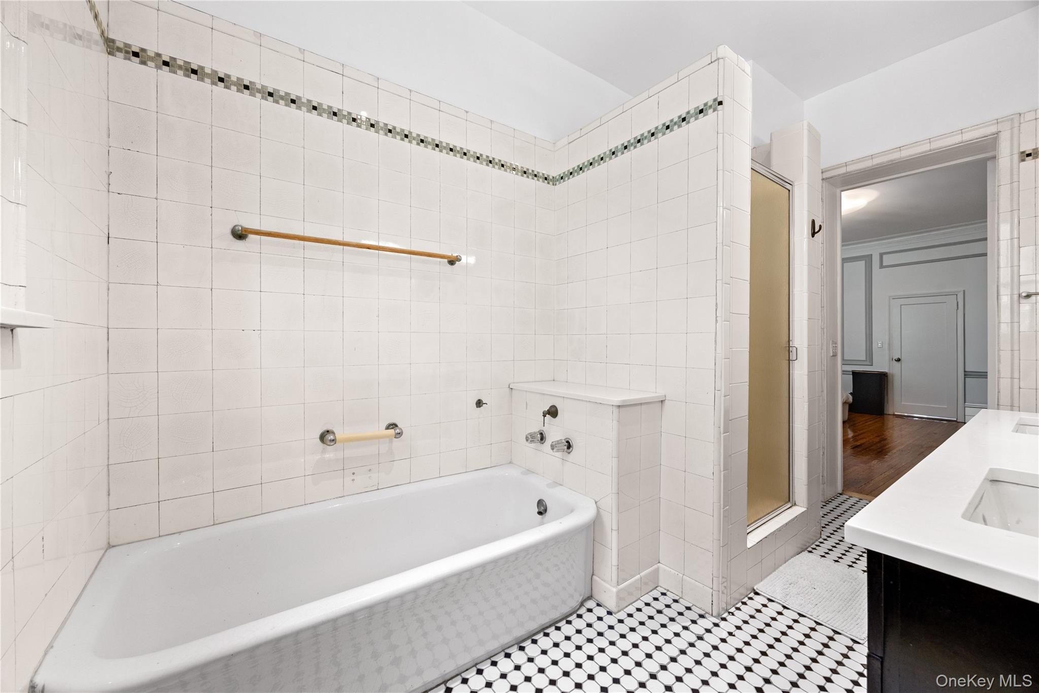 311 W 78th Street Property Photo 13