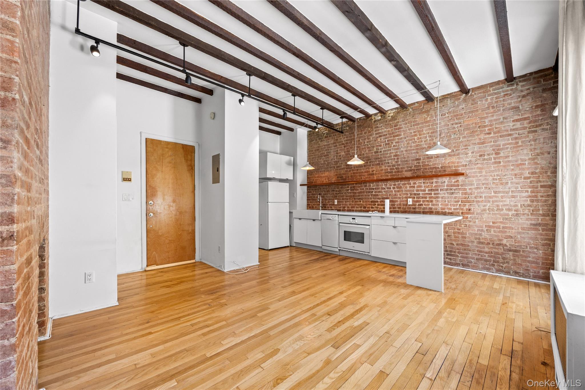 311 W 78th Street Property Photo 16
