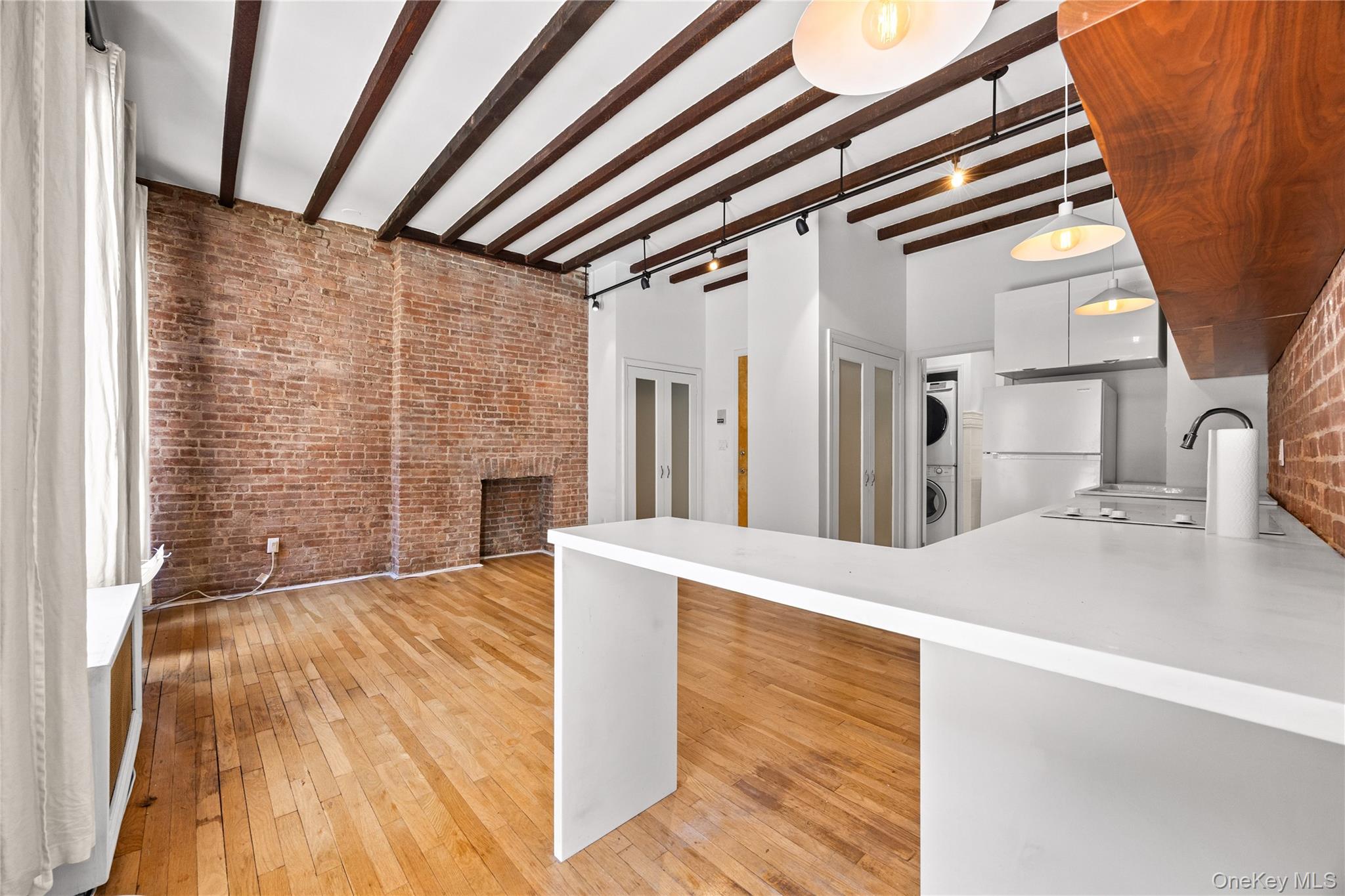 311 W 78th Street Property Photo 17