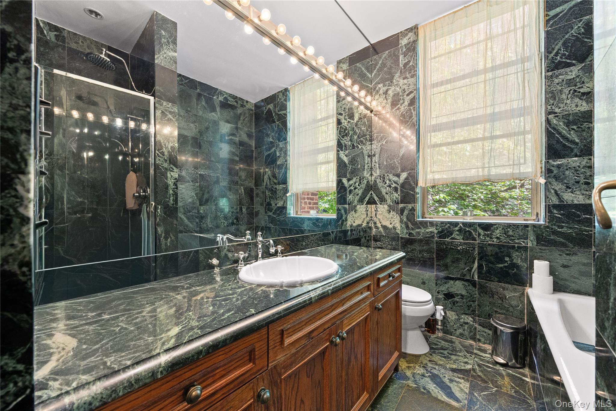 311 W 78th Street Property Photo 41