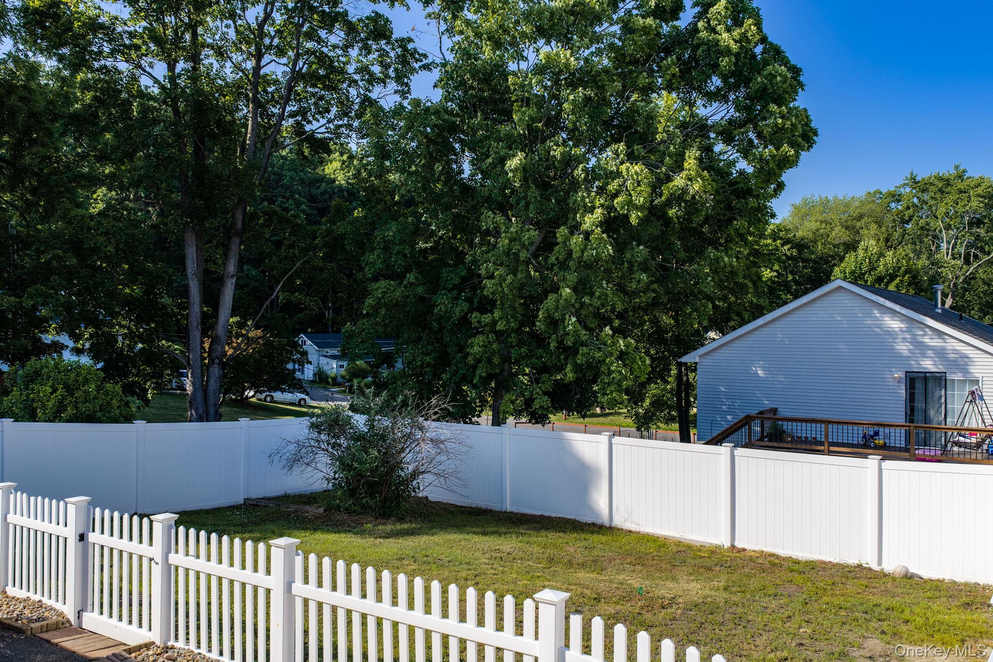 32 W Conkling Avenue Property Photo 2