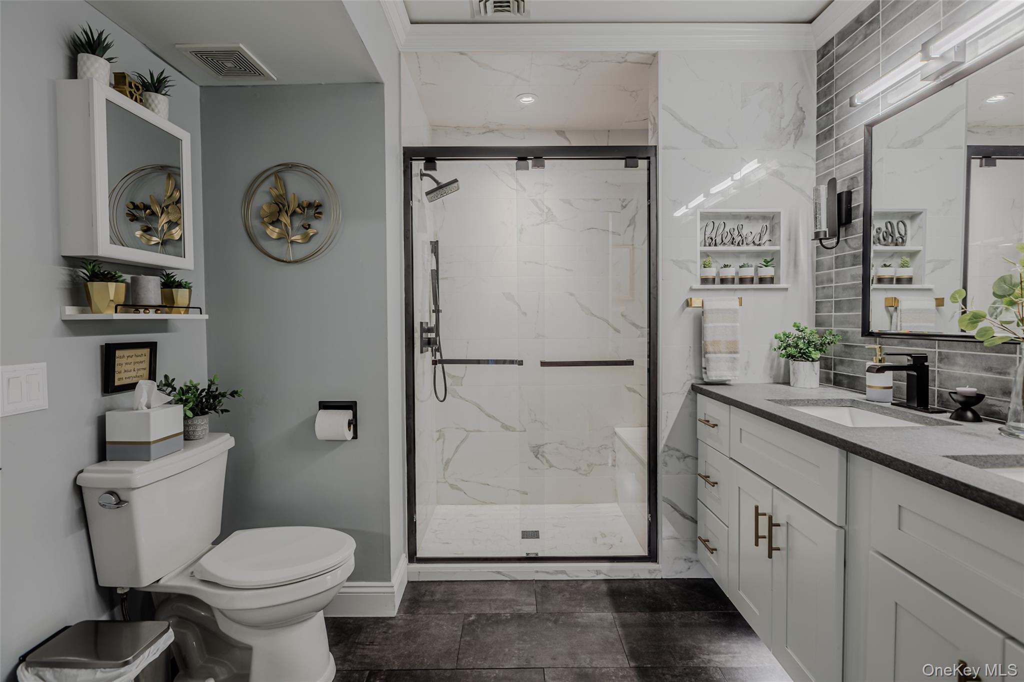 84 Kate Circle Property Photo 14