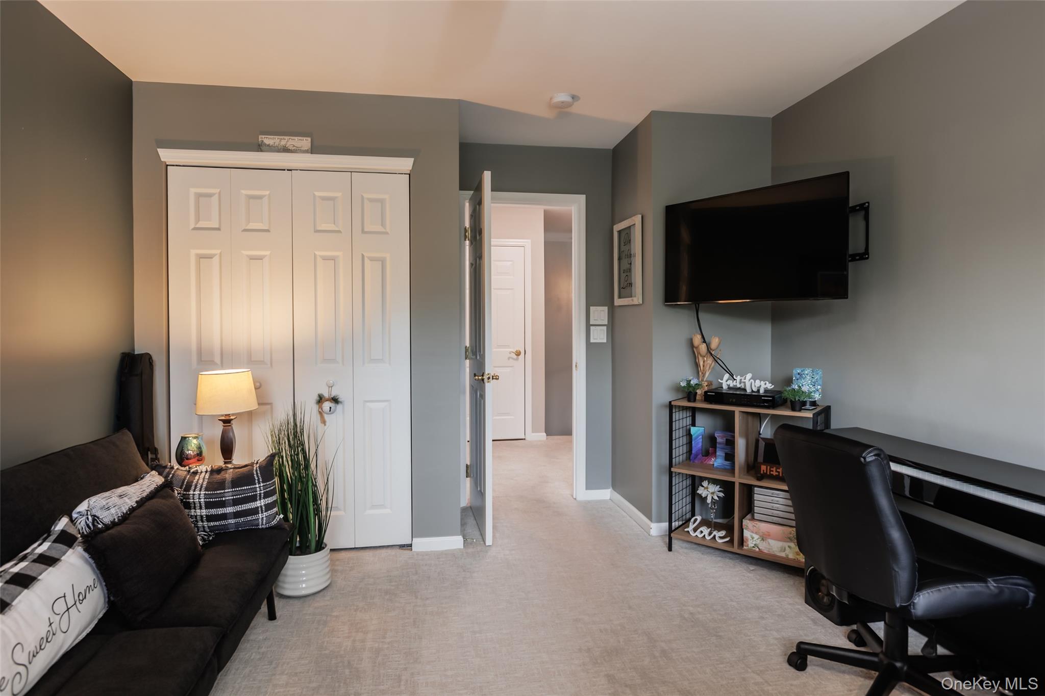 84 Kate Circle Property Photo 20