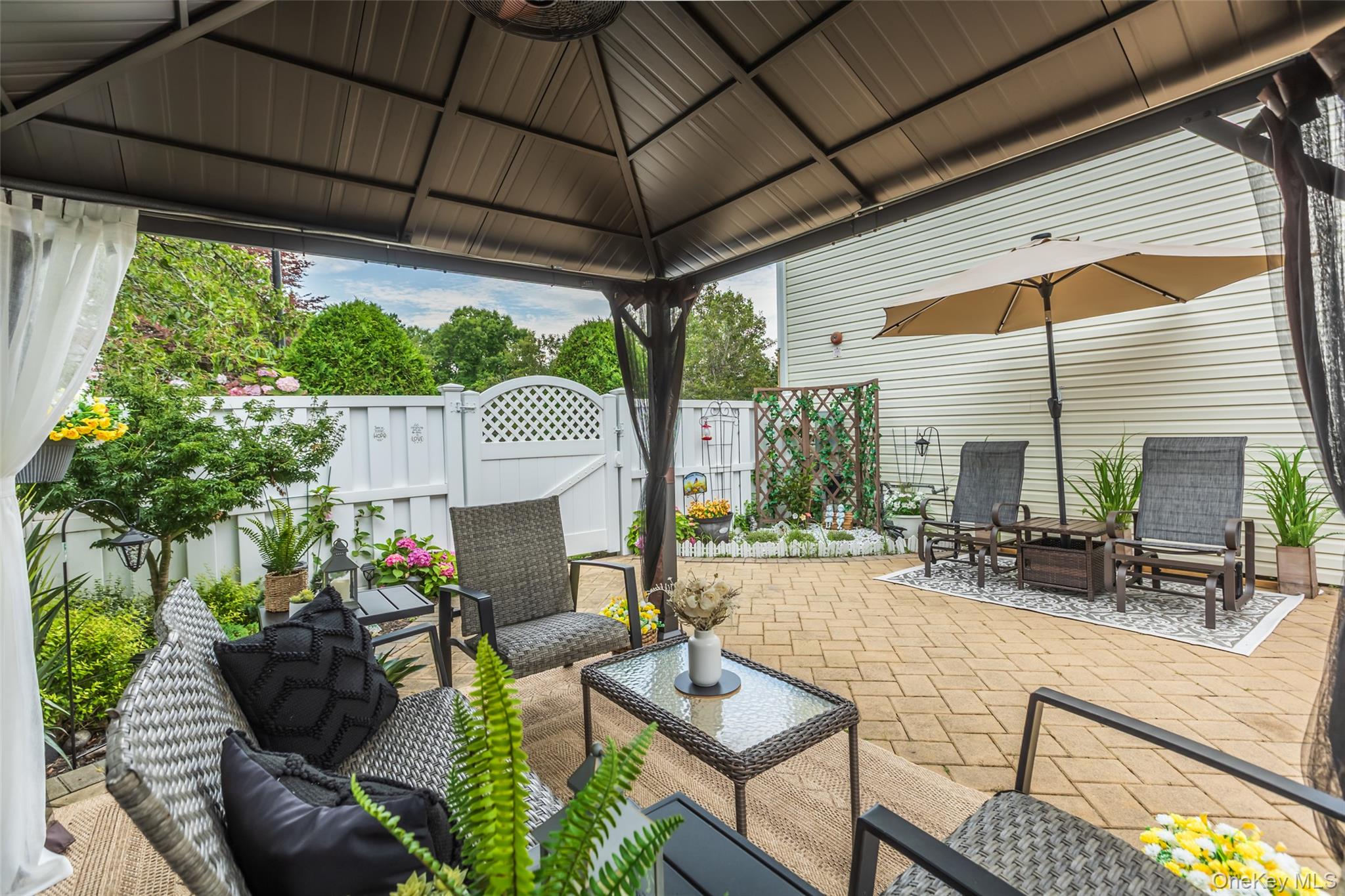 84 Kate Circle Property Photo 24