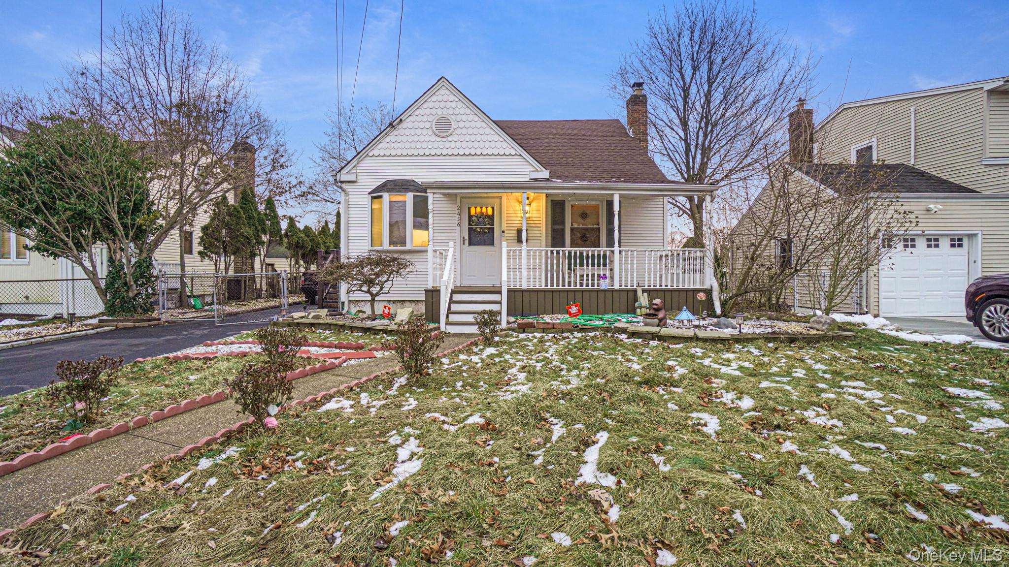 2496 Camp Avenue Property Photo 2