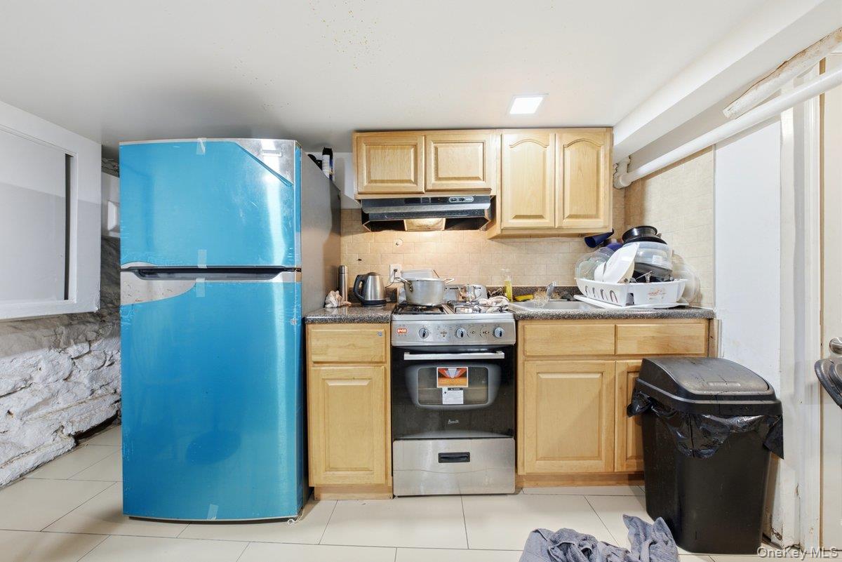 3159 Villa Avenue Property Photo 13
