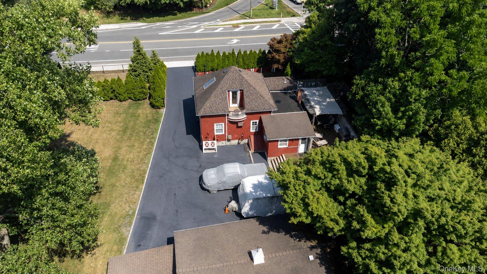 16 Yaphank Middle Island Road Property Photo 5