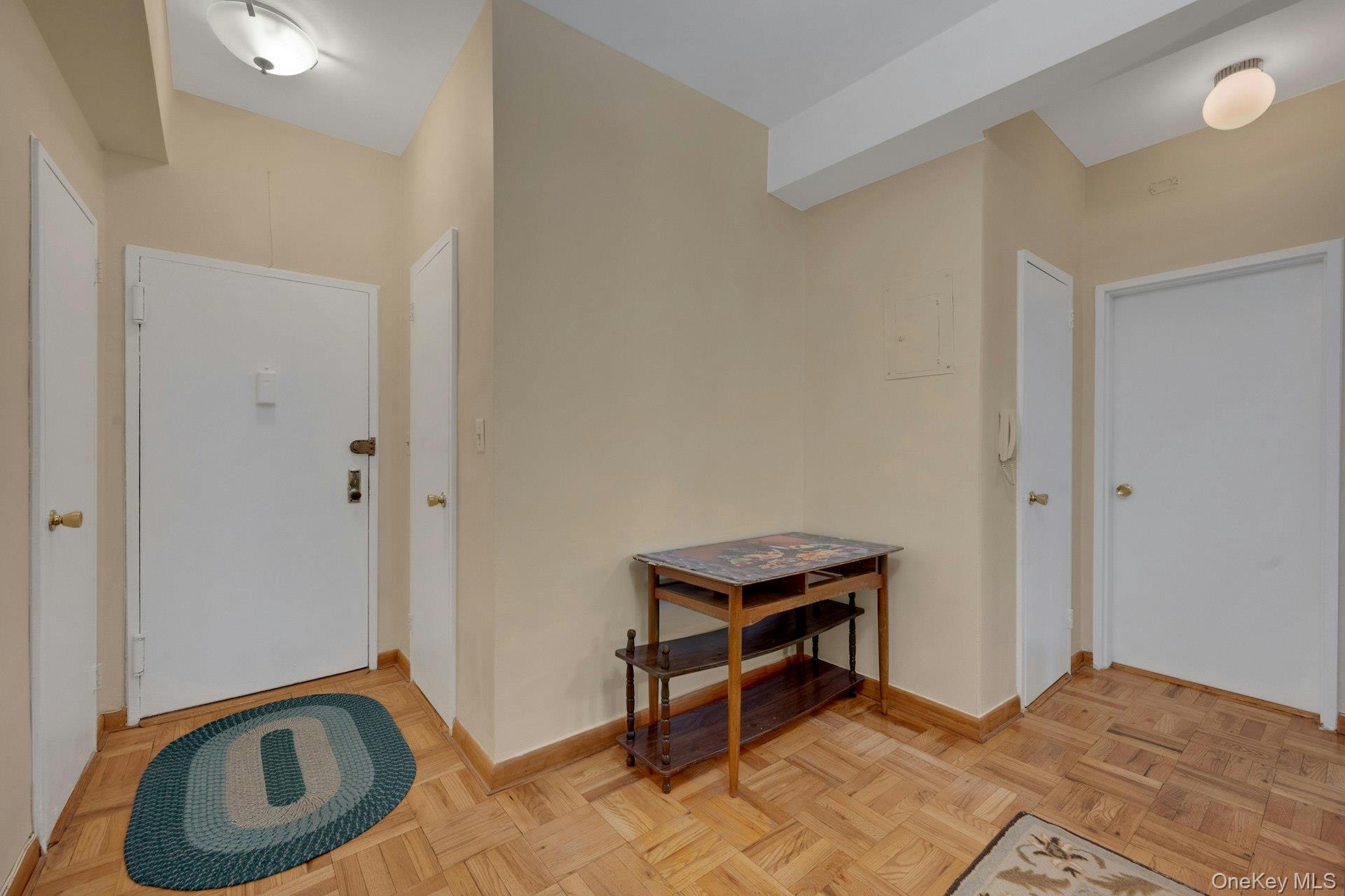 1 Remsen Road 1f Property Photo 7