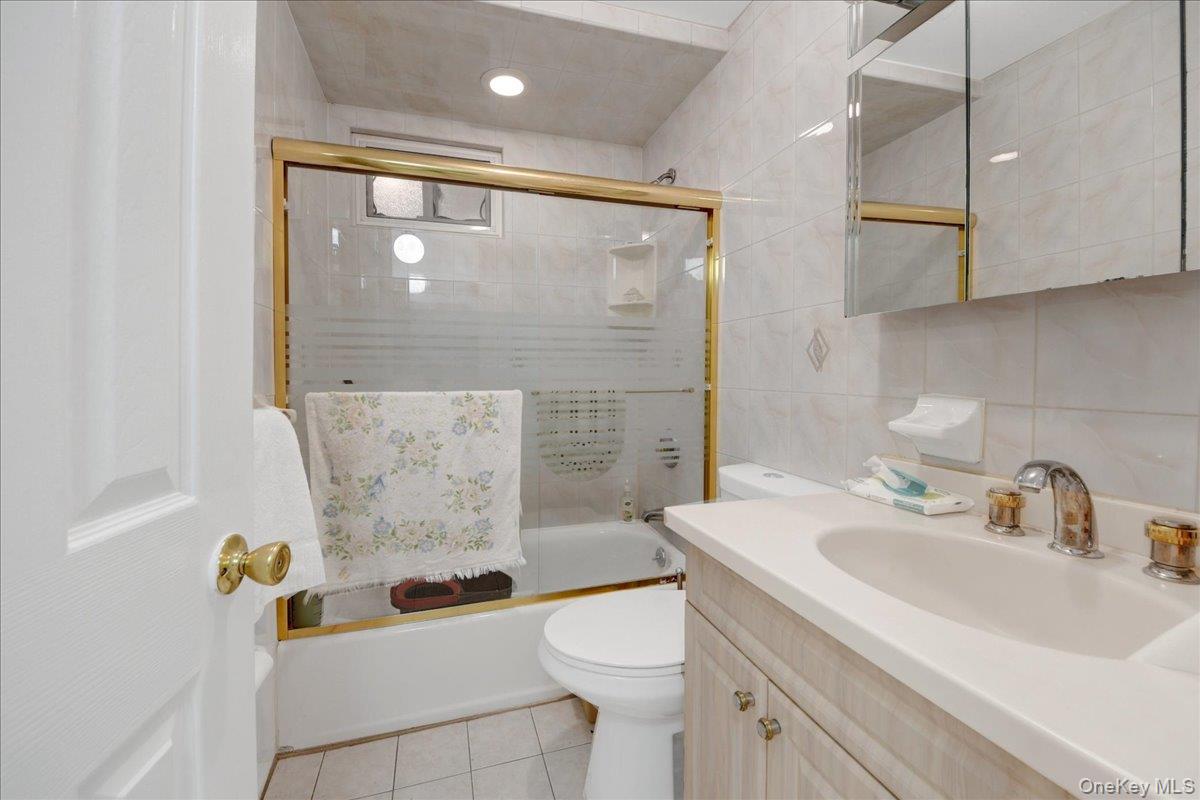 3170 Rawlins Avenue Property Photo 12