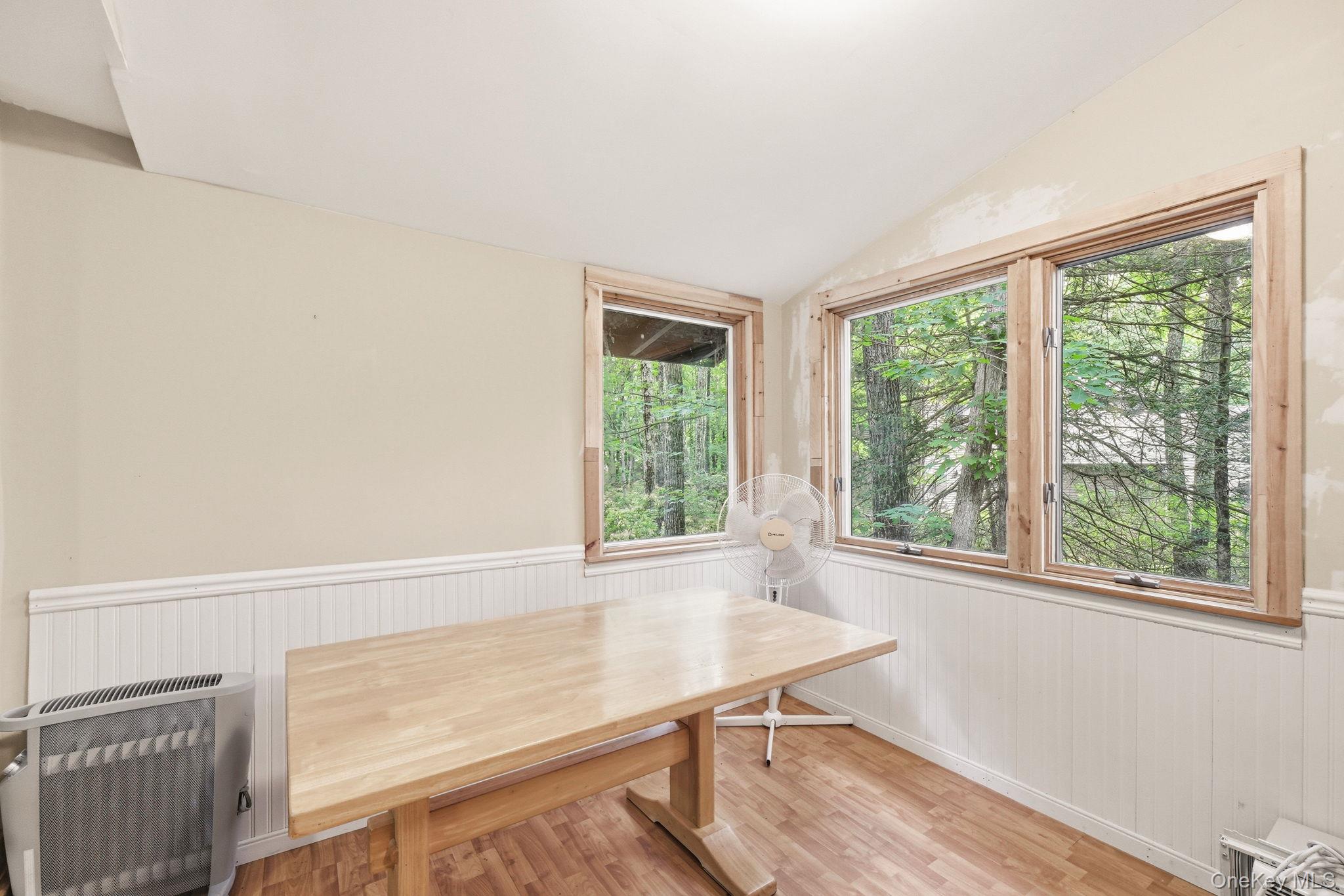 315 S Shore Drive Property Photo 12