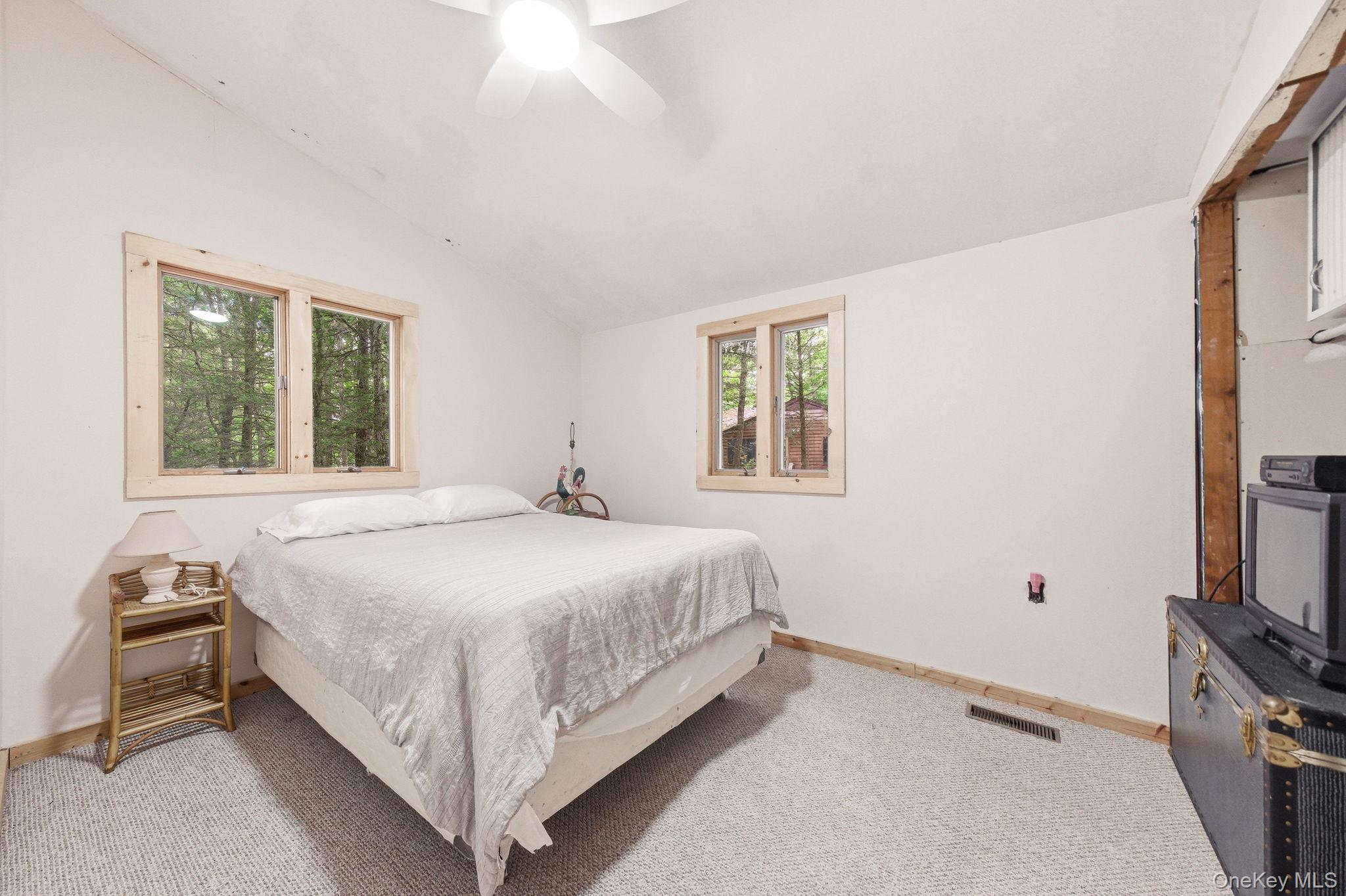 315 S Shore Drive Property Photo 15