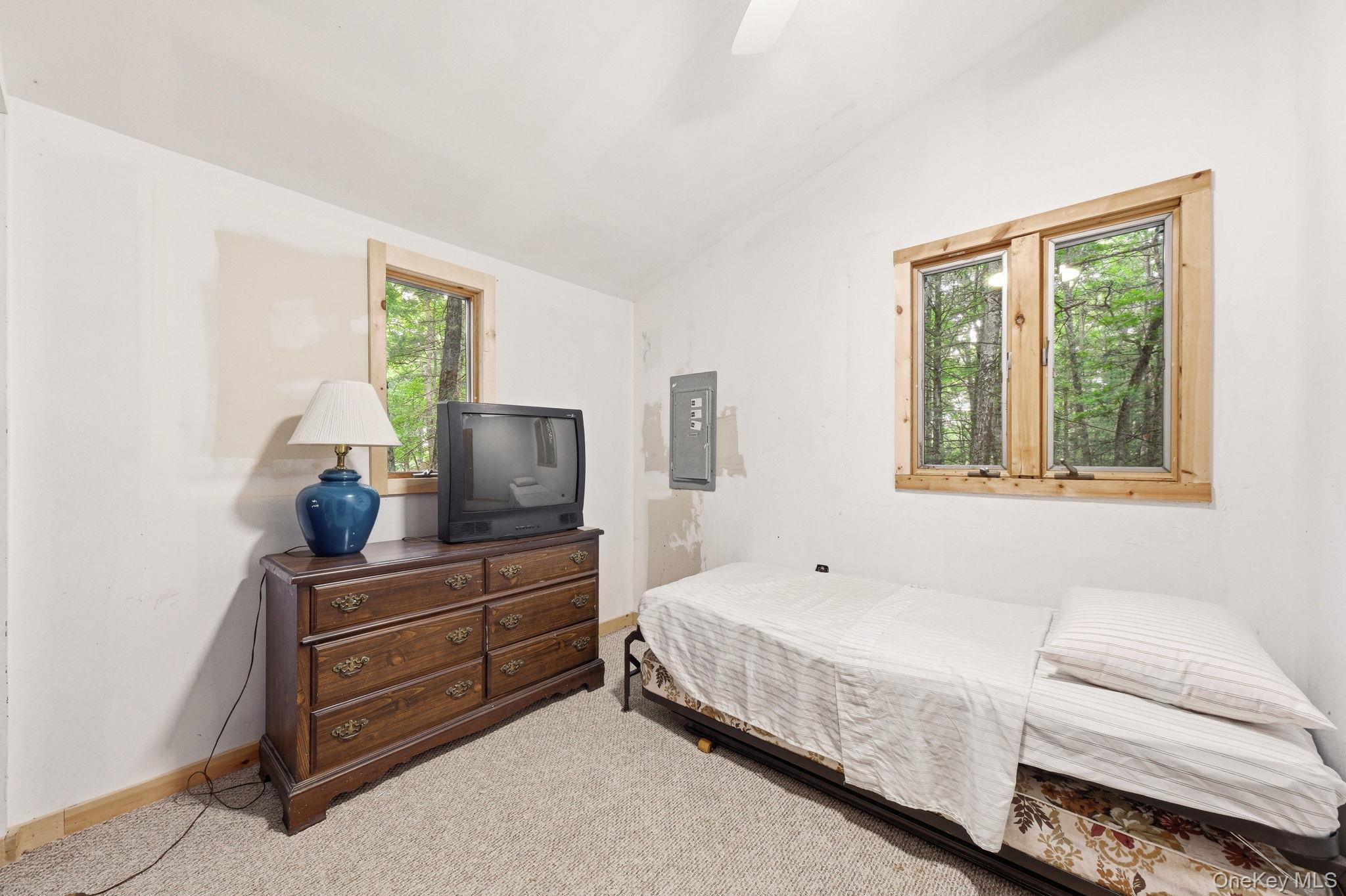 315 S Shore Drive Property Photo 17